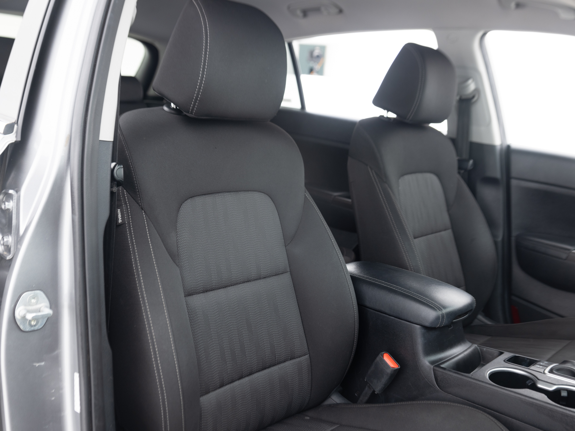 Used Gray Kia Sportage-18 for Sale