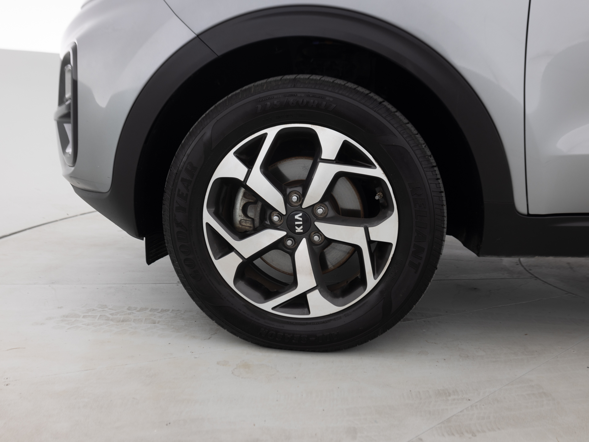 Used Gray Kia Sportage-7 for Sale