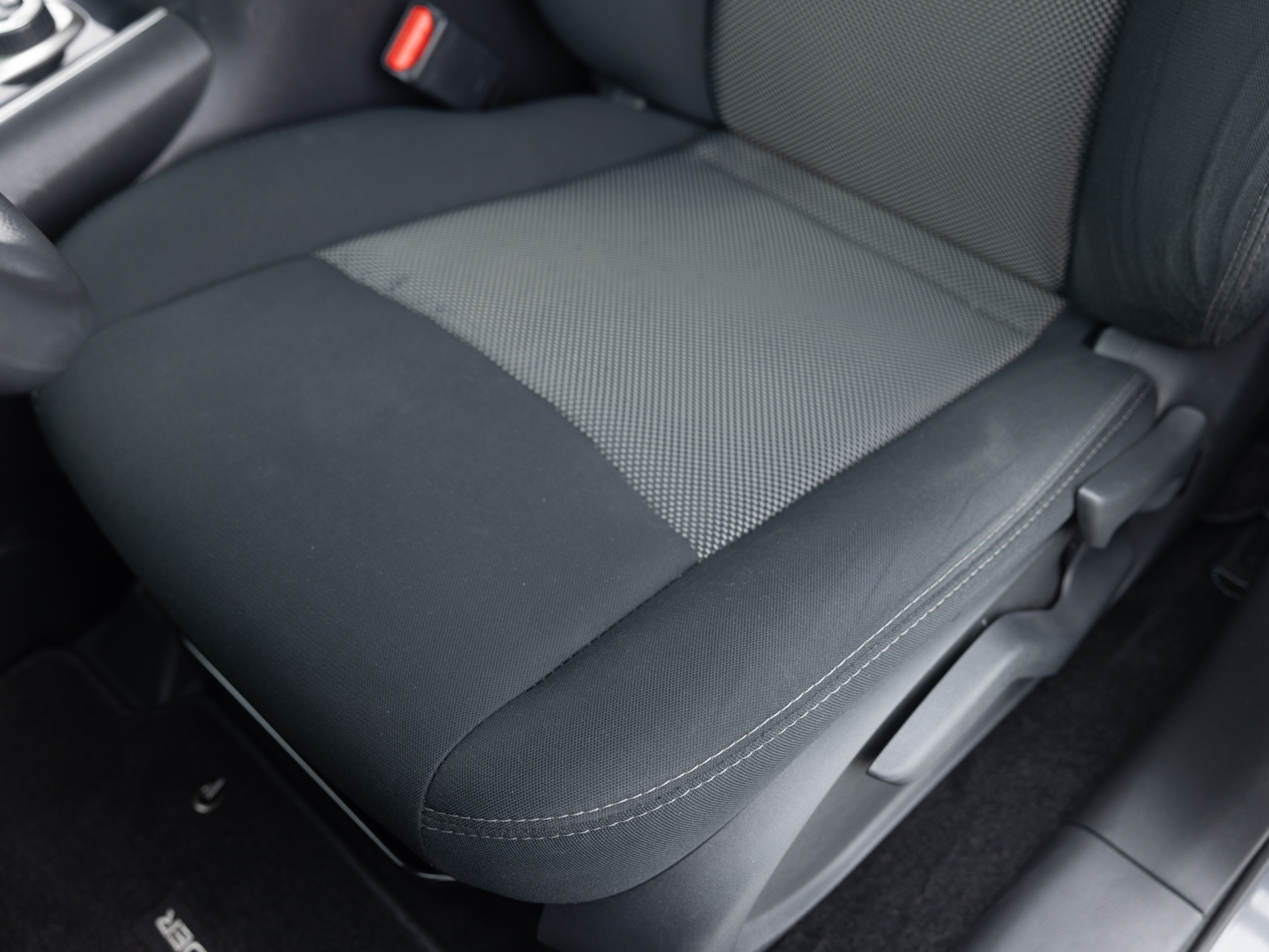 Used Gray Nissan Pathfinder S-13 for Sale