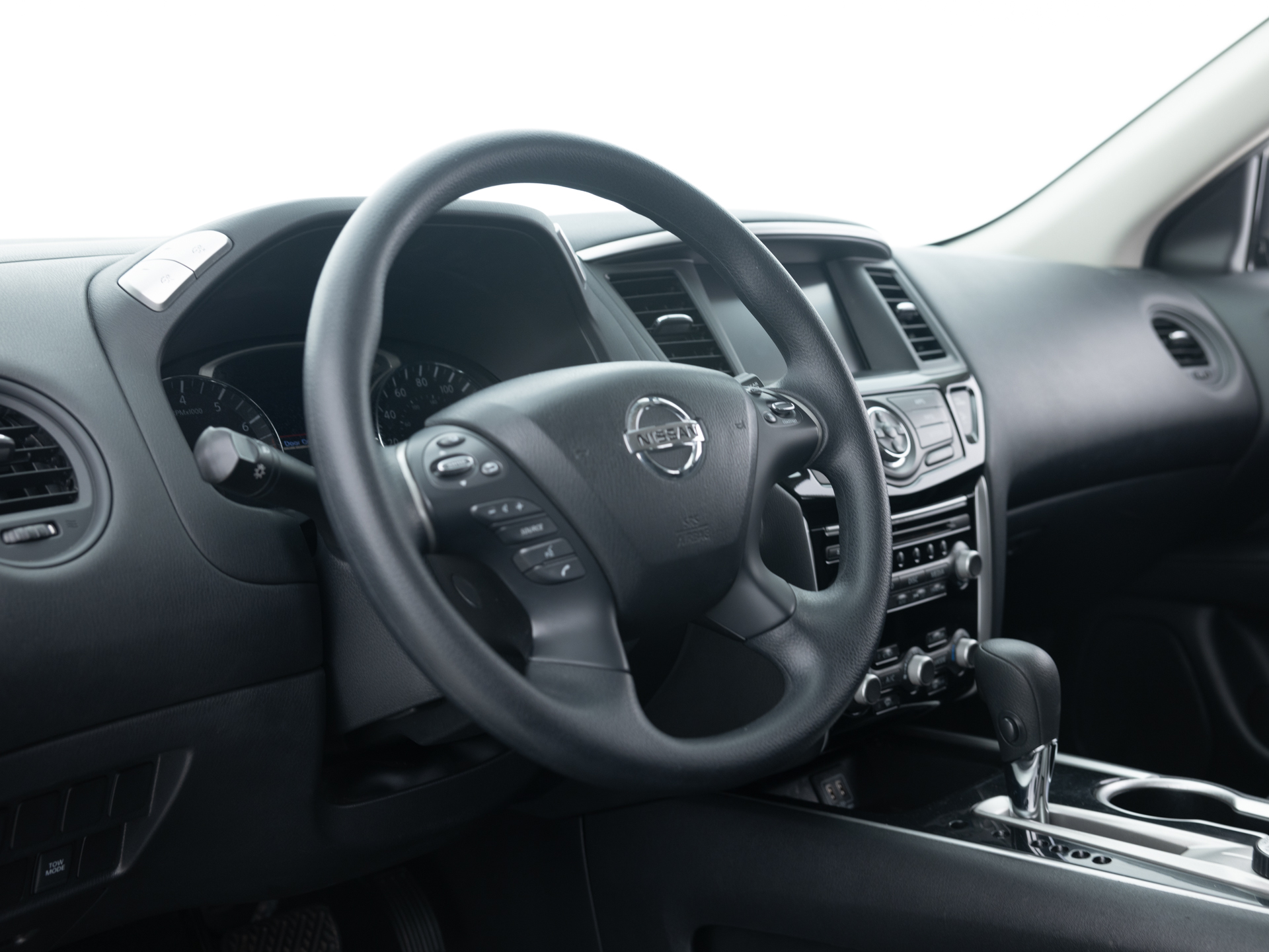 Used Gray Nissan Pathfinder S-15 for Sale