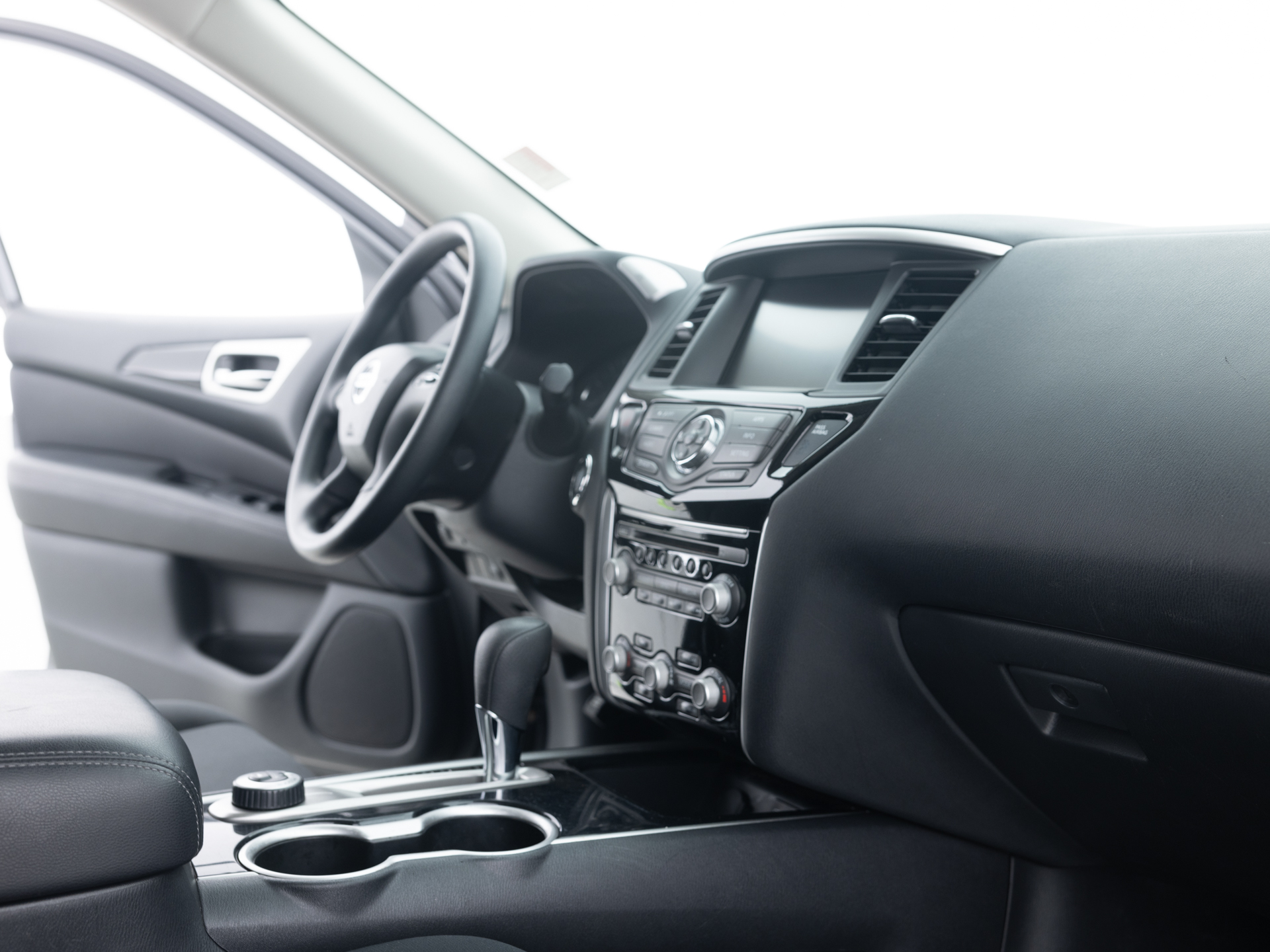 Used Gray Nissan Pathfinder S-19 for Sale