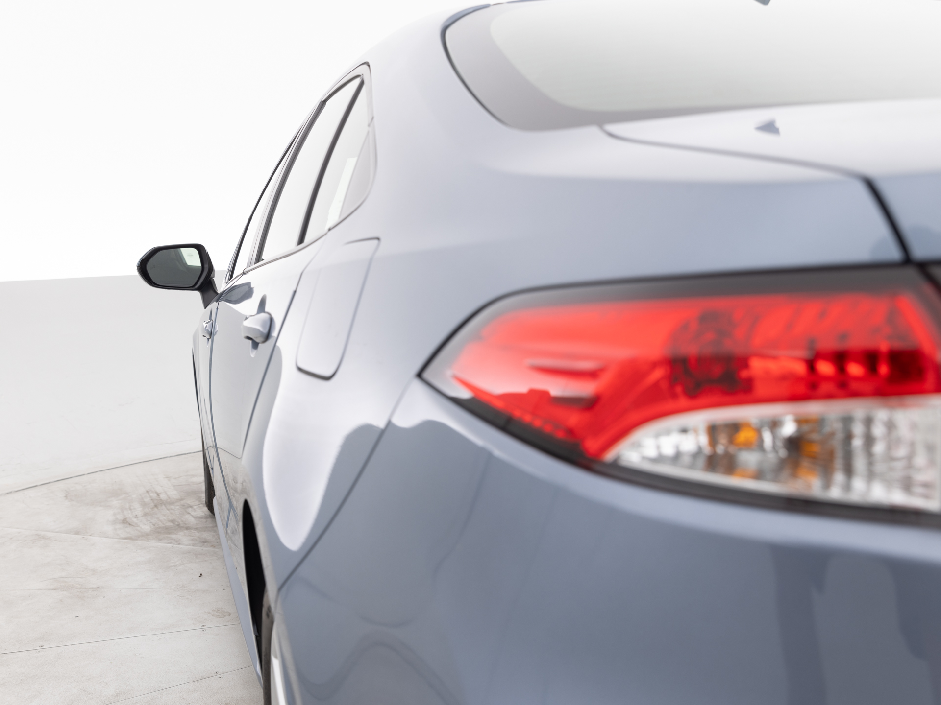 Used Gray Toyota Corolla LE-4 for Sale