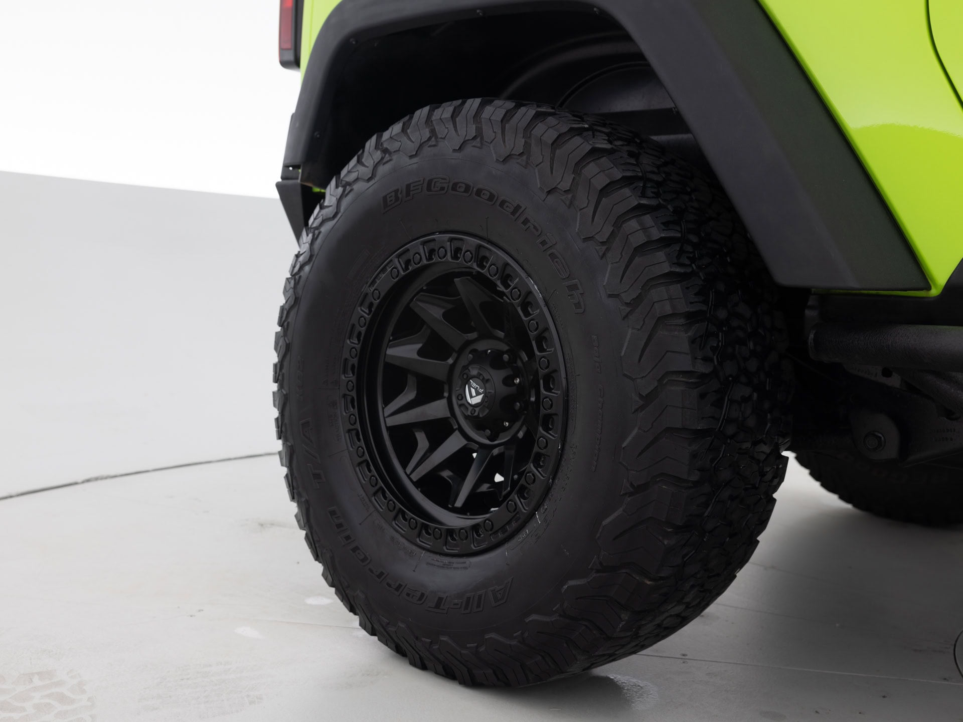 green jeep wrangler sport 11