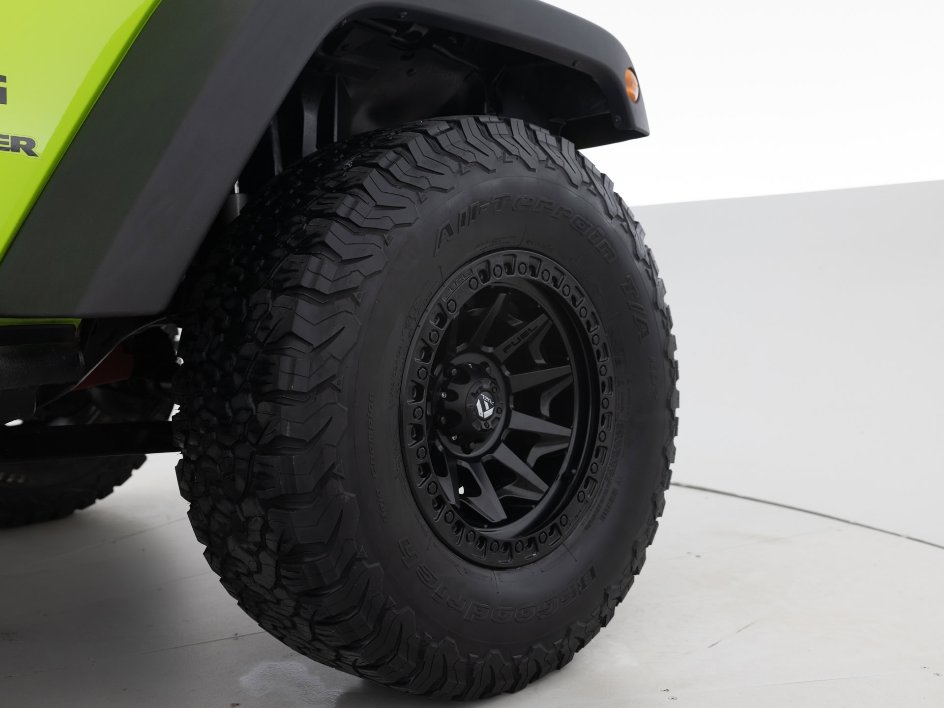 green jeep wrangler sport 12