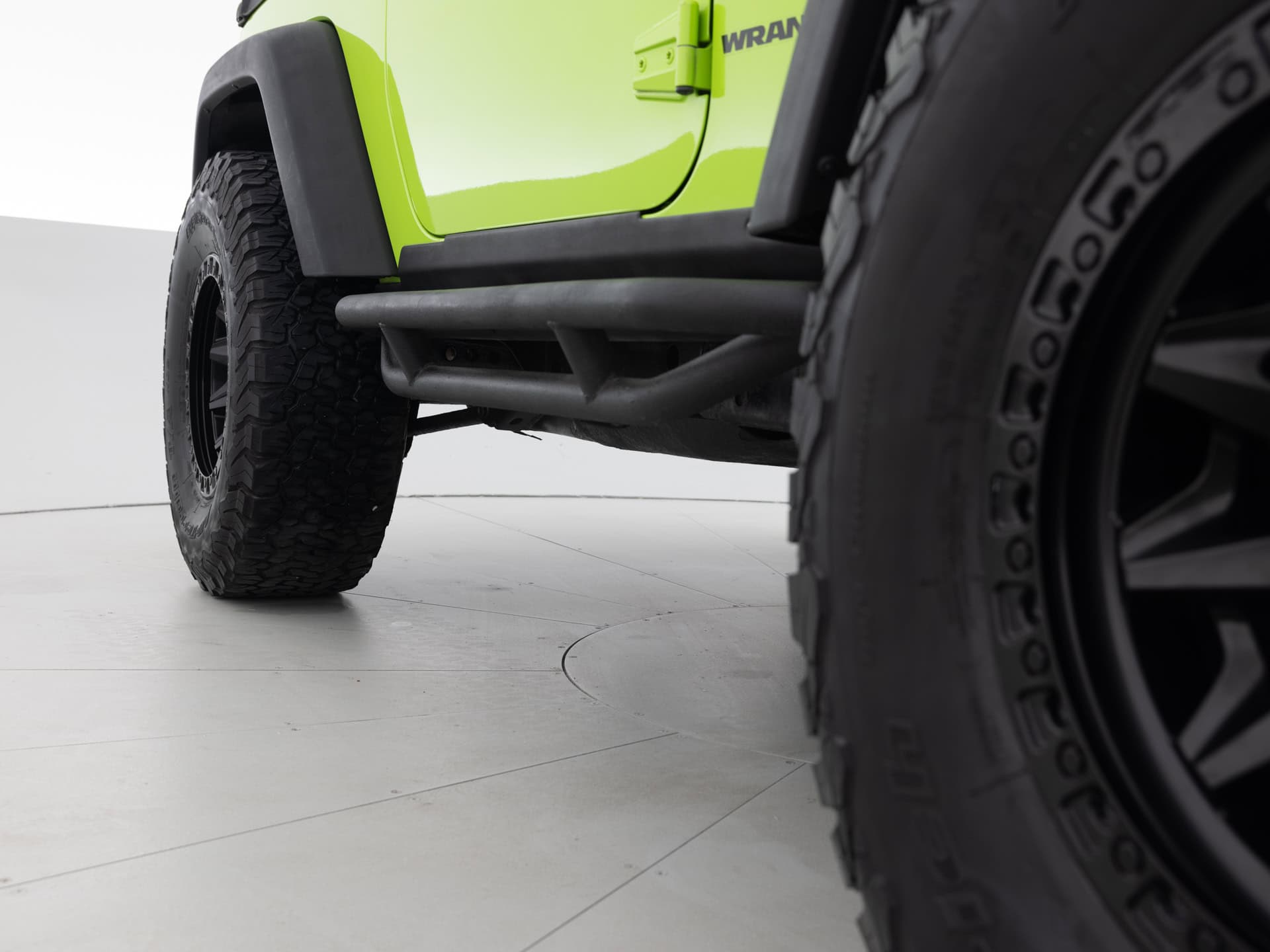 green jeep wrangler sport 13