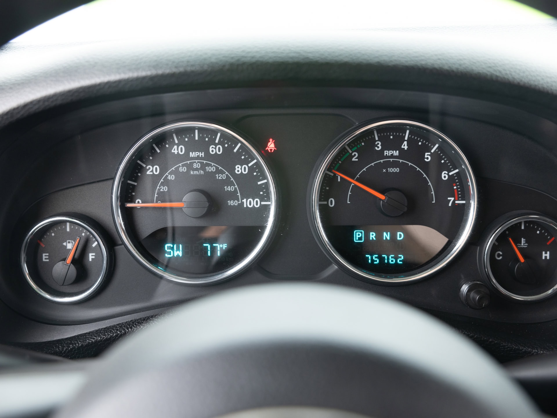 green jeep wrangler sport 26