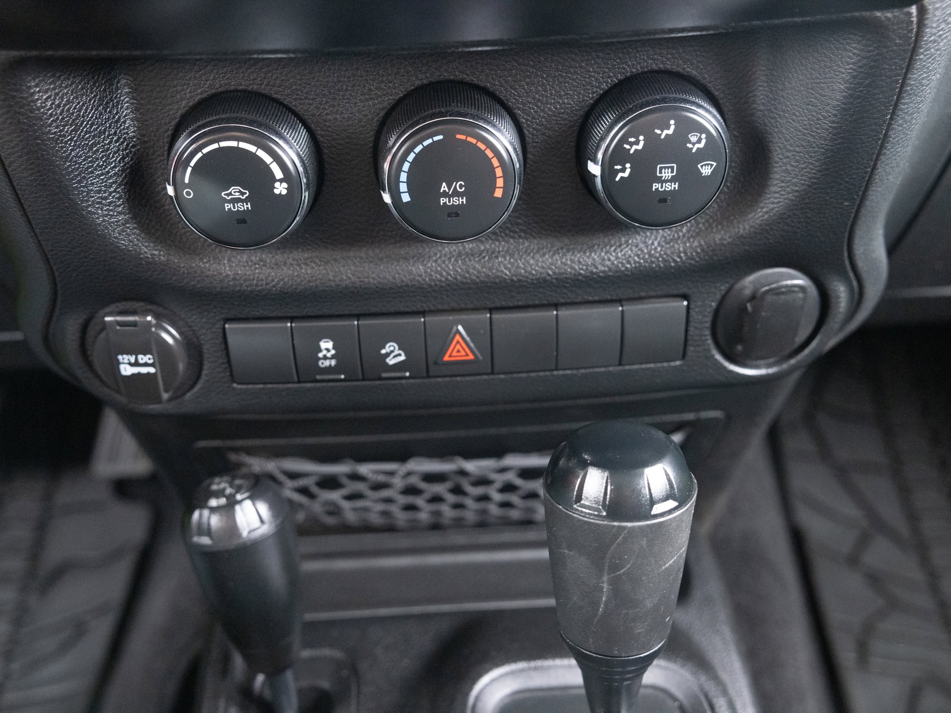 green jeep wrangler sport 28