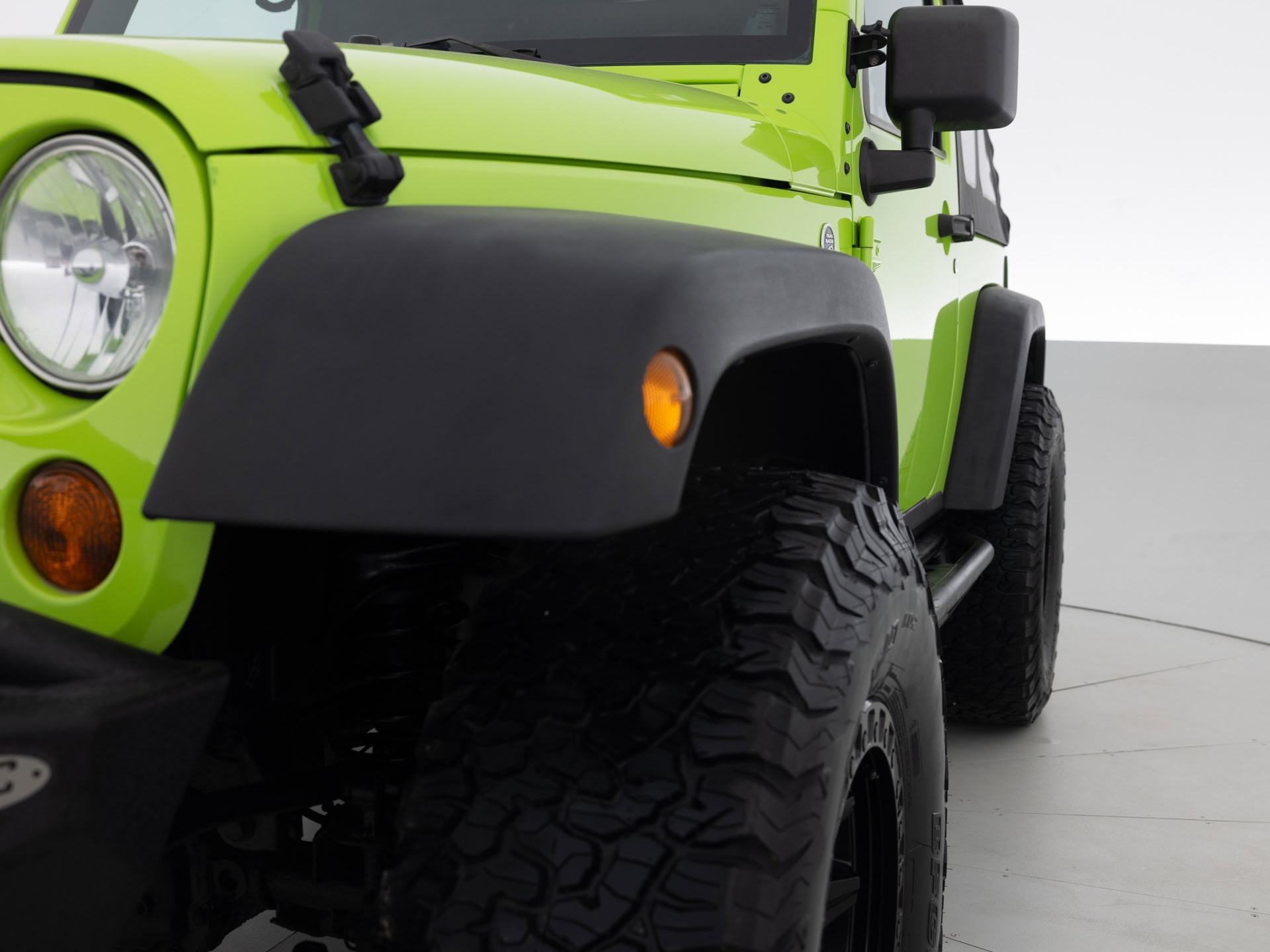 green jeep wrangler sport 3