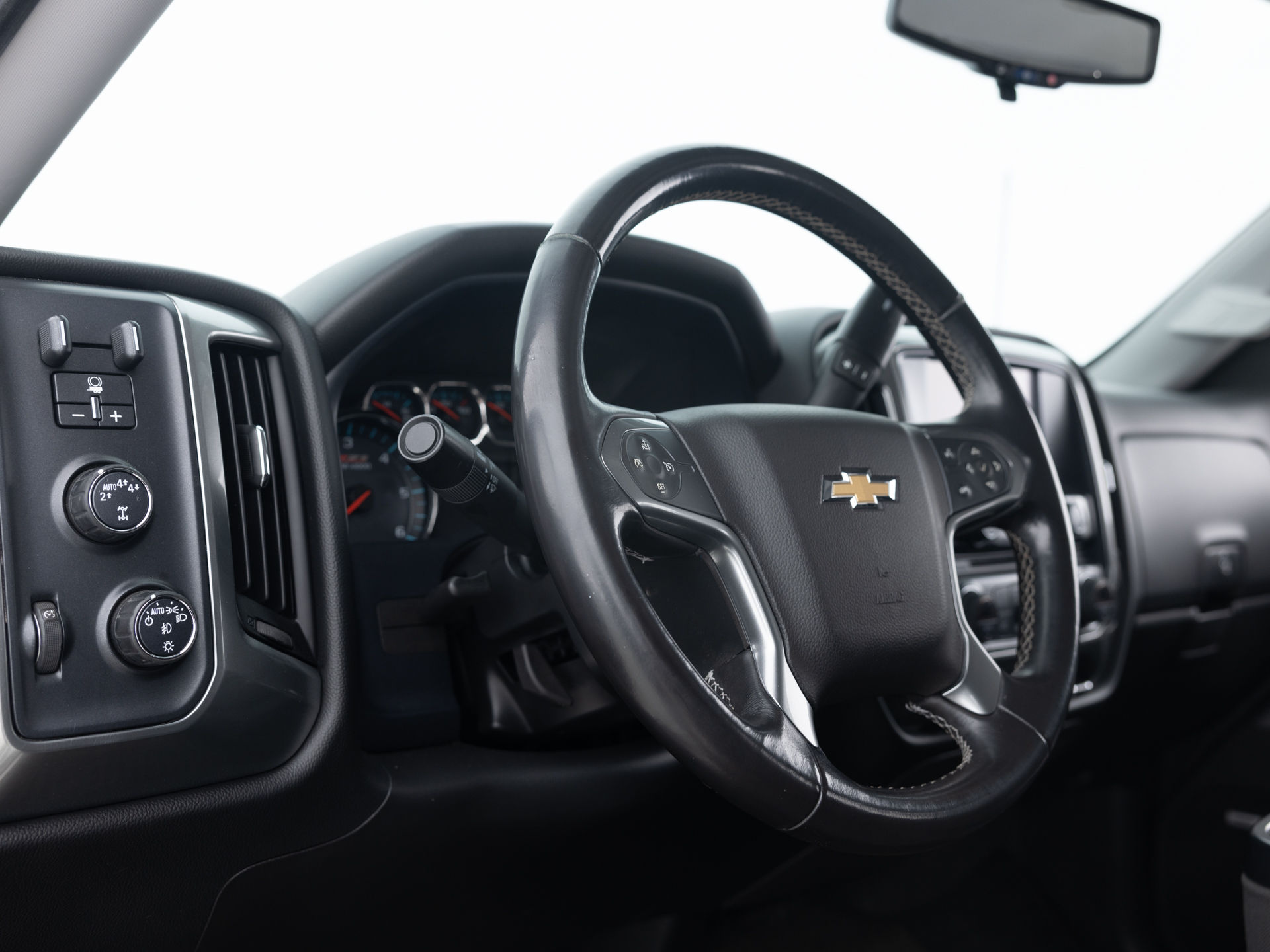 Used Grey Chevrolet Silverado Z71-19 for Sale