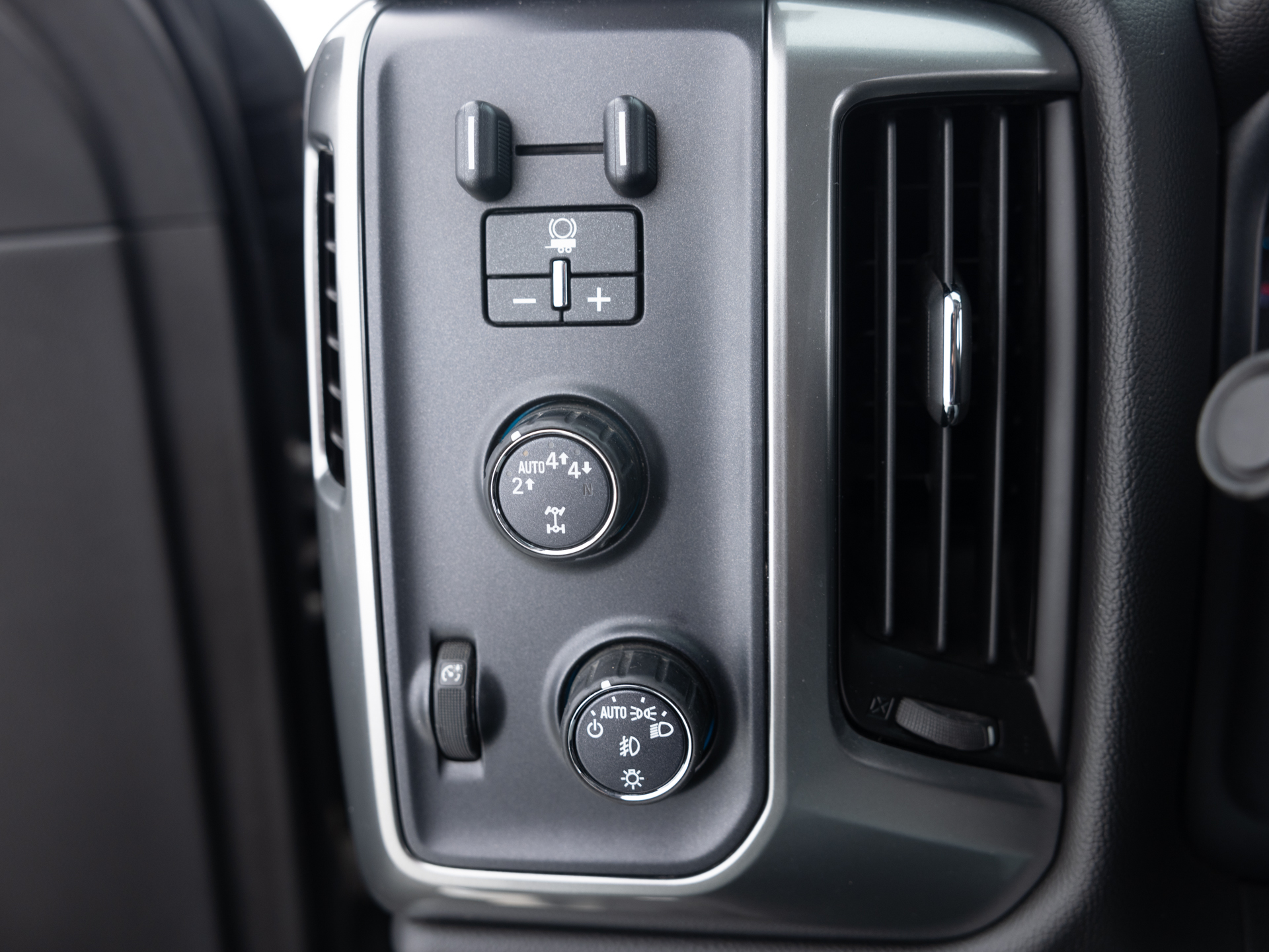 Used Grey Chevrolet Silverado Z71-31 for Sale