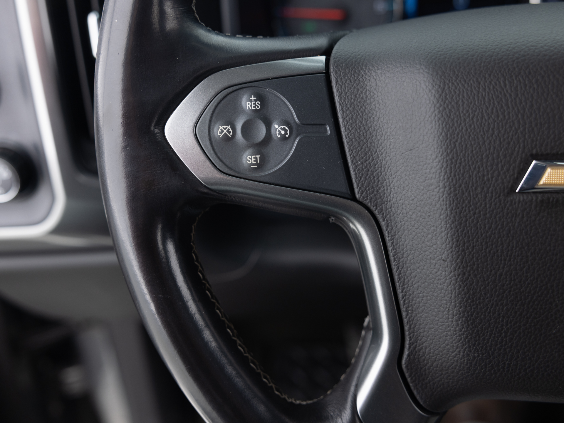 Used Grey Chevrolet Silverado Z71-32 for Sale