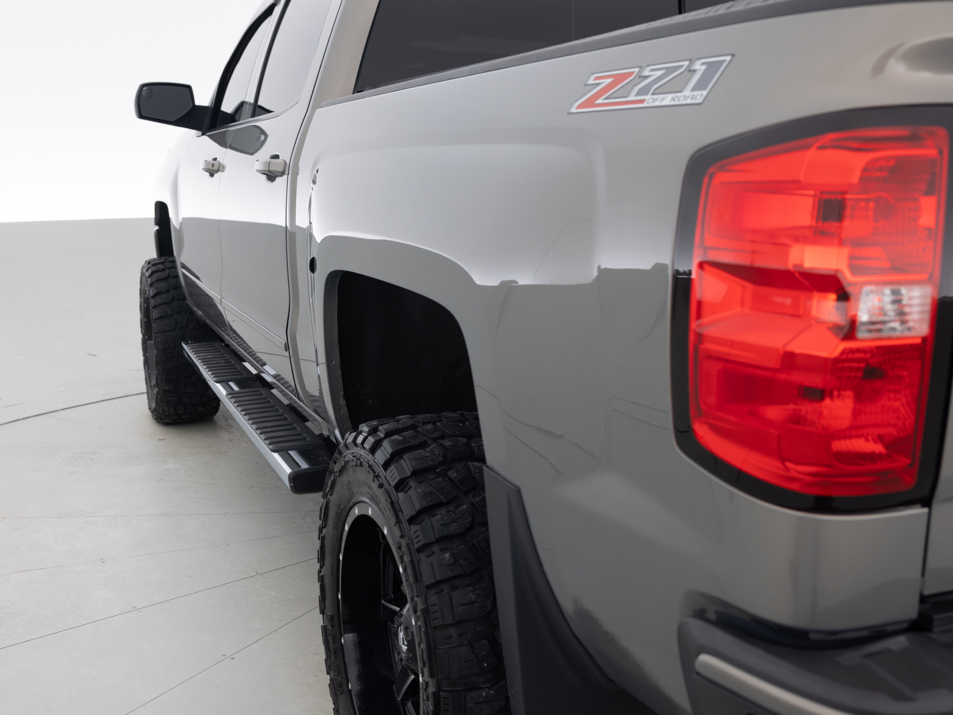 Used Grey Chevrolet Silverado Z71-6 for Sale
