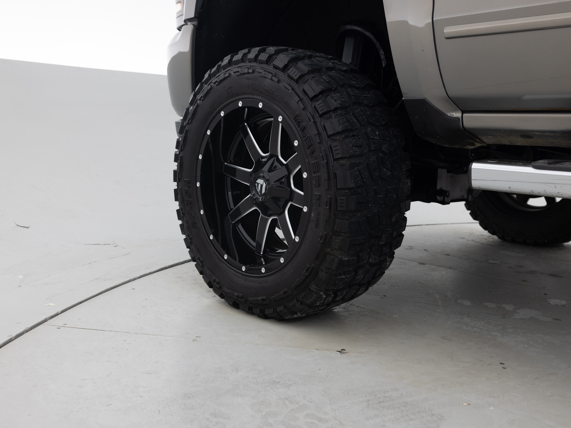 Used Grey Chevrolet Silverado Z71-9 for Sale