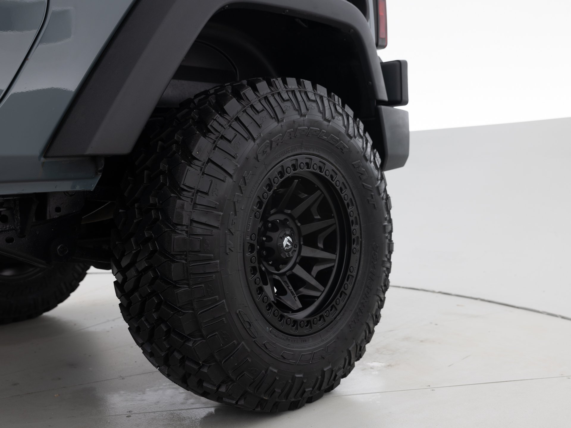 grey jeep wrangler sport 10