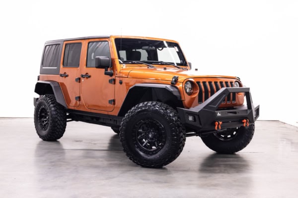 LIFTED 2011 JEEP WRANGLER