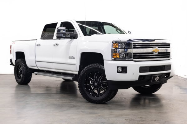 LIFTED 2015 CHEVROLET SILVERADO 2500