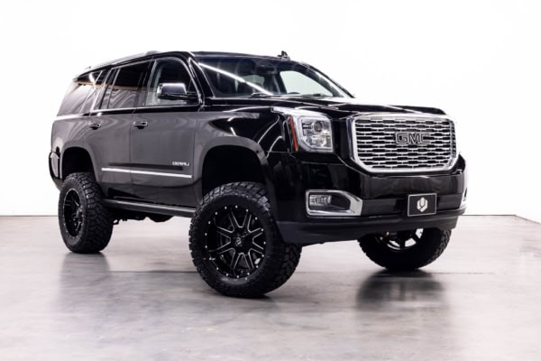 LIFTED 2019 GMC YUKON DENALI