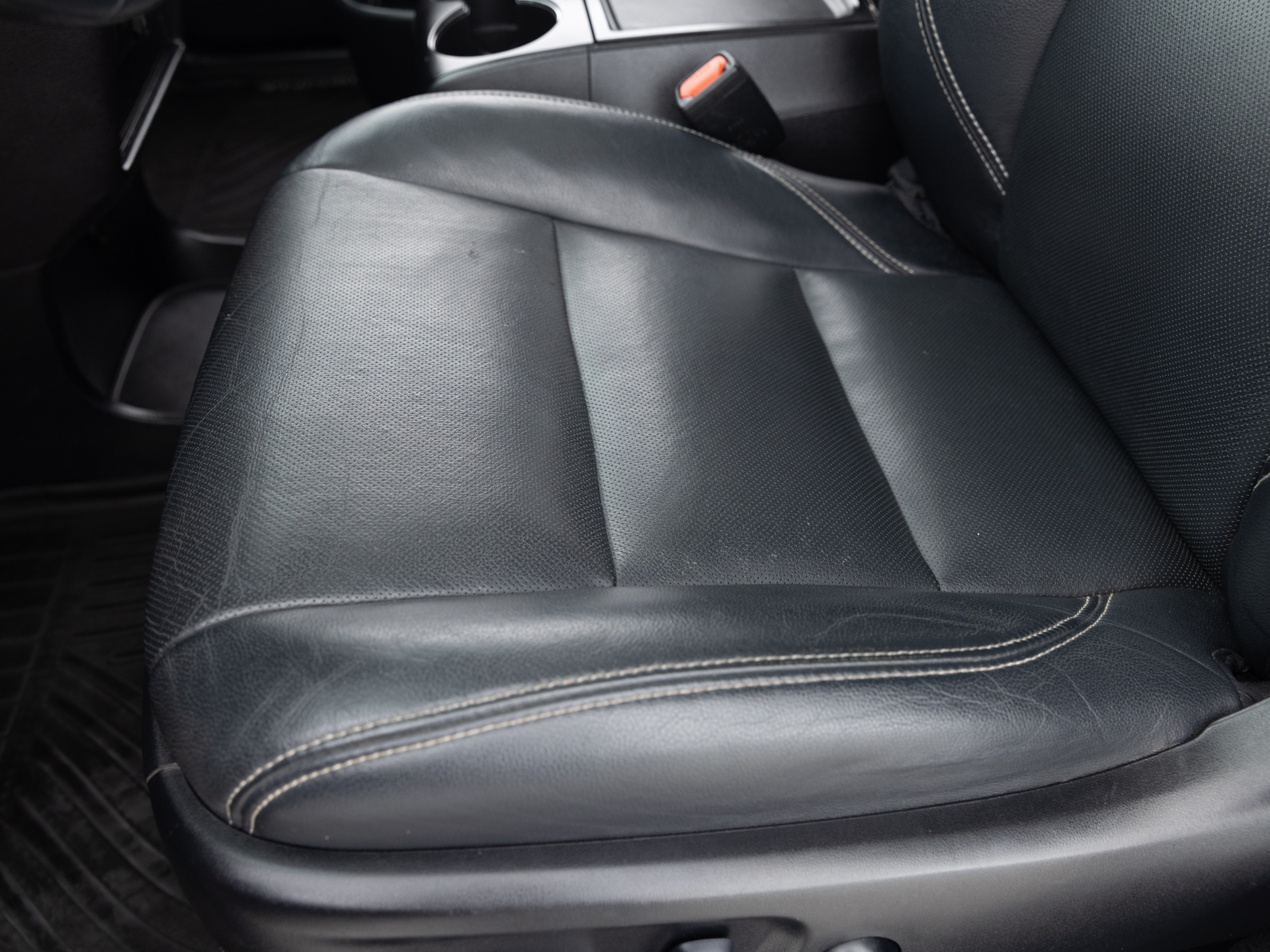 Used Marron Toyota Sienna SE-7 for Sale