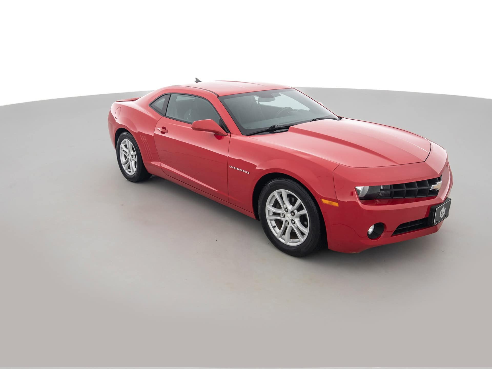 red chevrolet camaro lt 2