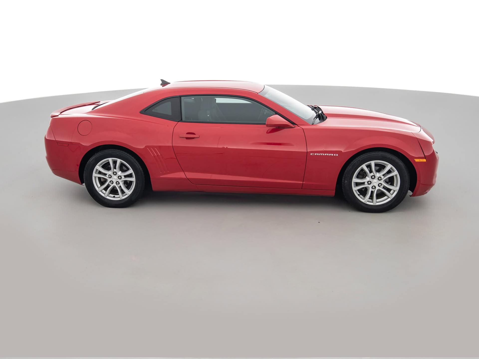 red chevrolet camaro lt 3
