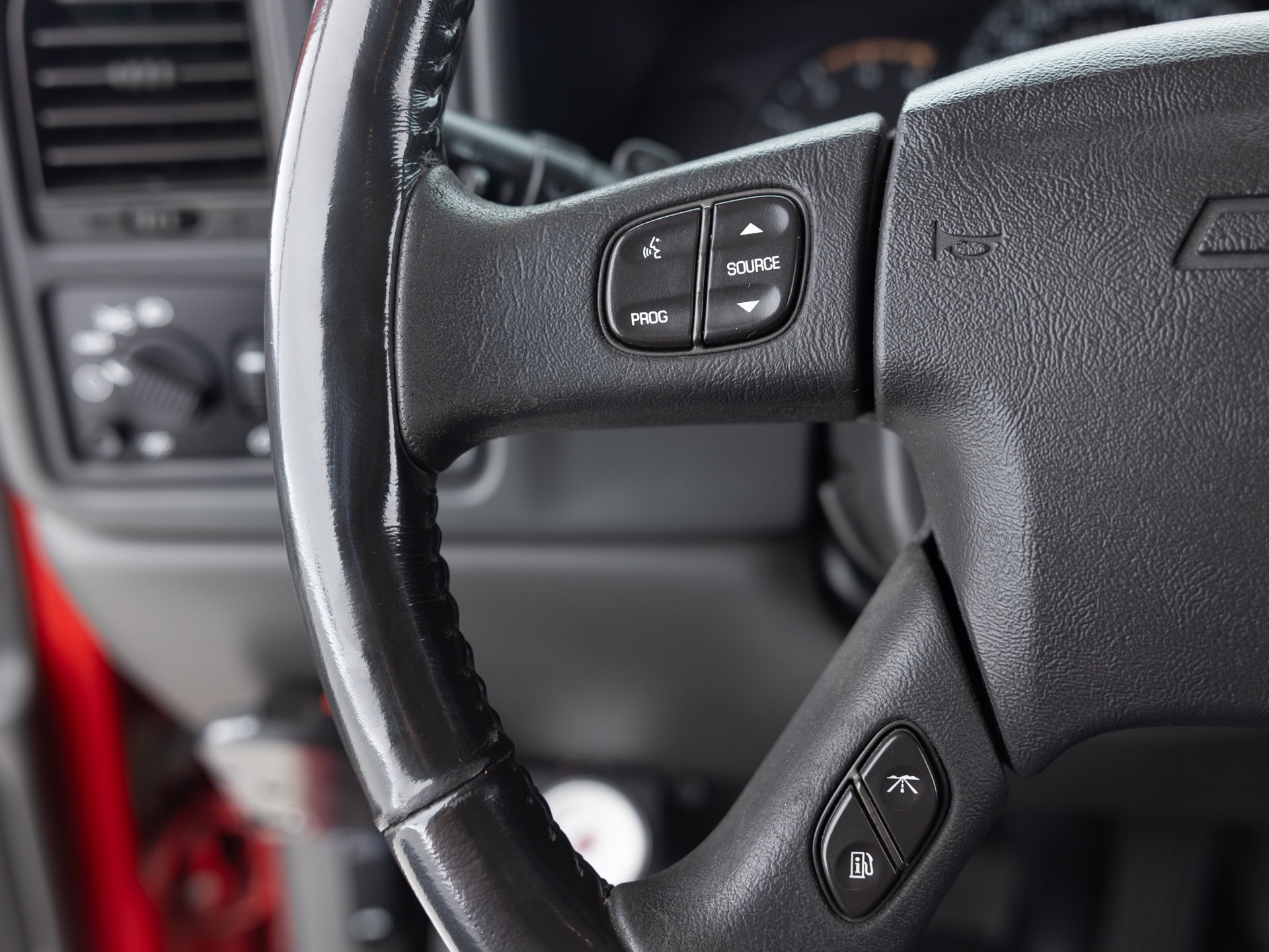 Used Red Chevrolet SIlverado Deisel-26 for Sale