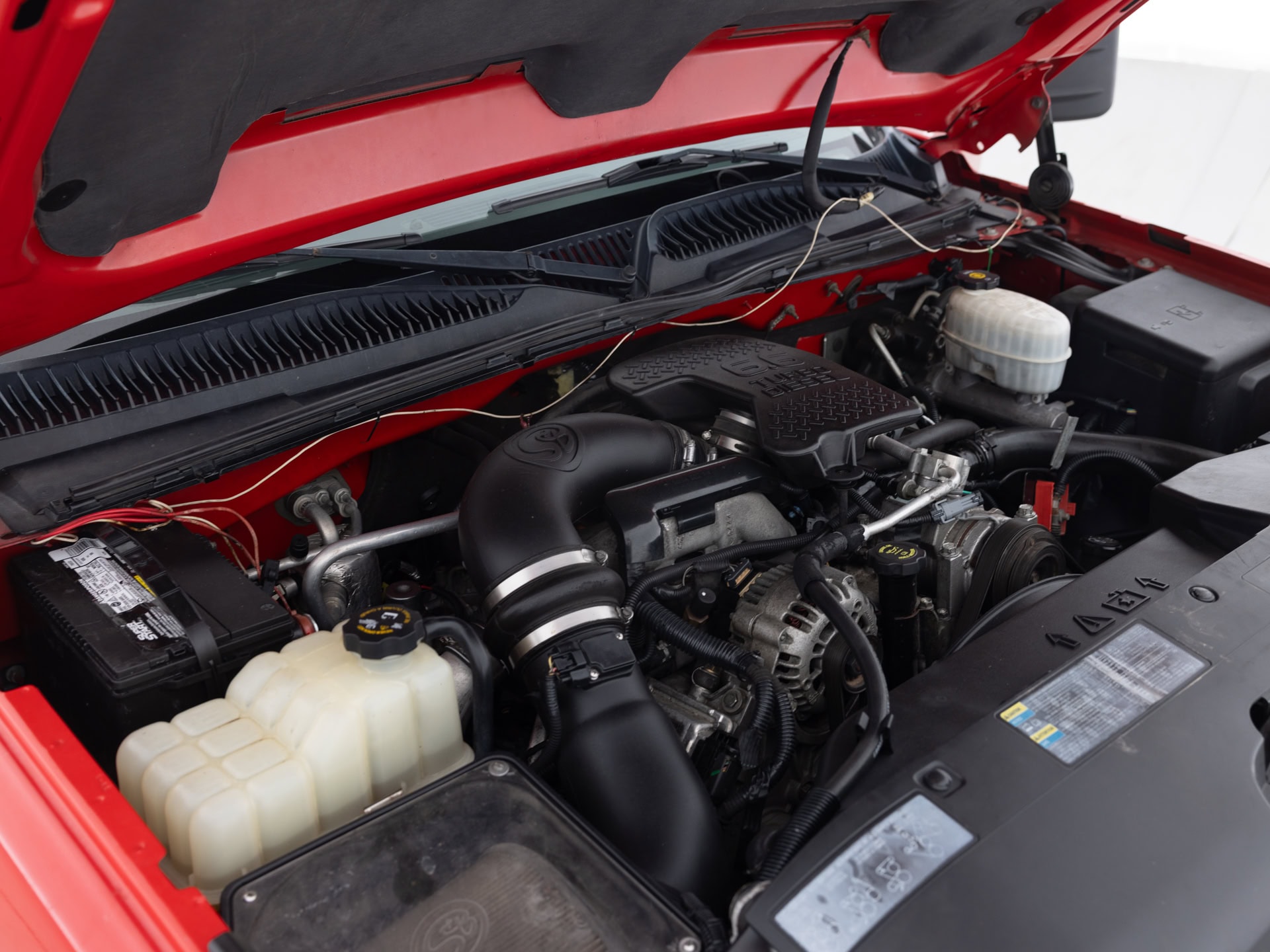 Used Red Chevrolet SIlverado Deisel-28 for Sale