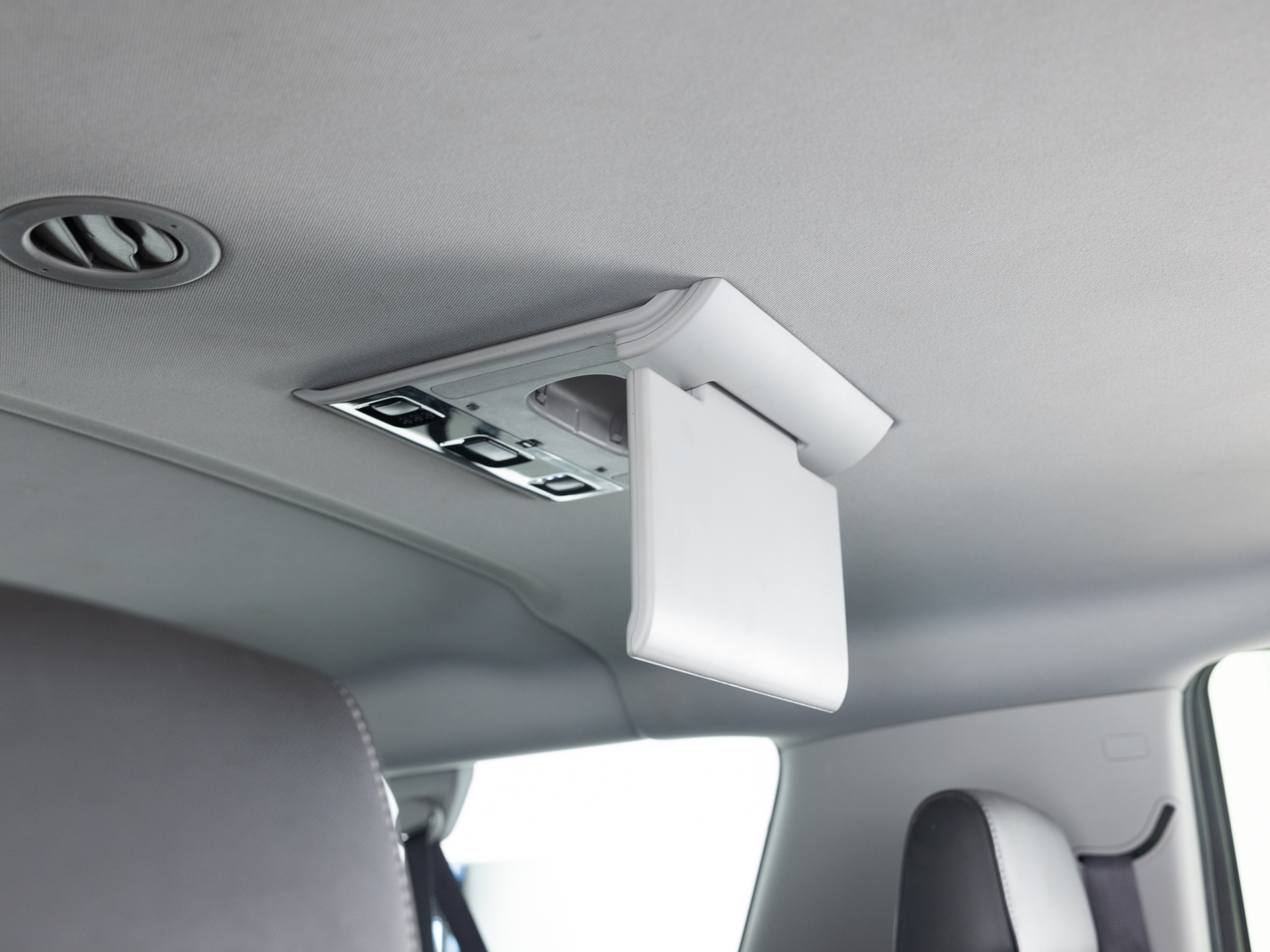 Used Silver Chevrolet Suburban LTZ-29 for Sale