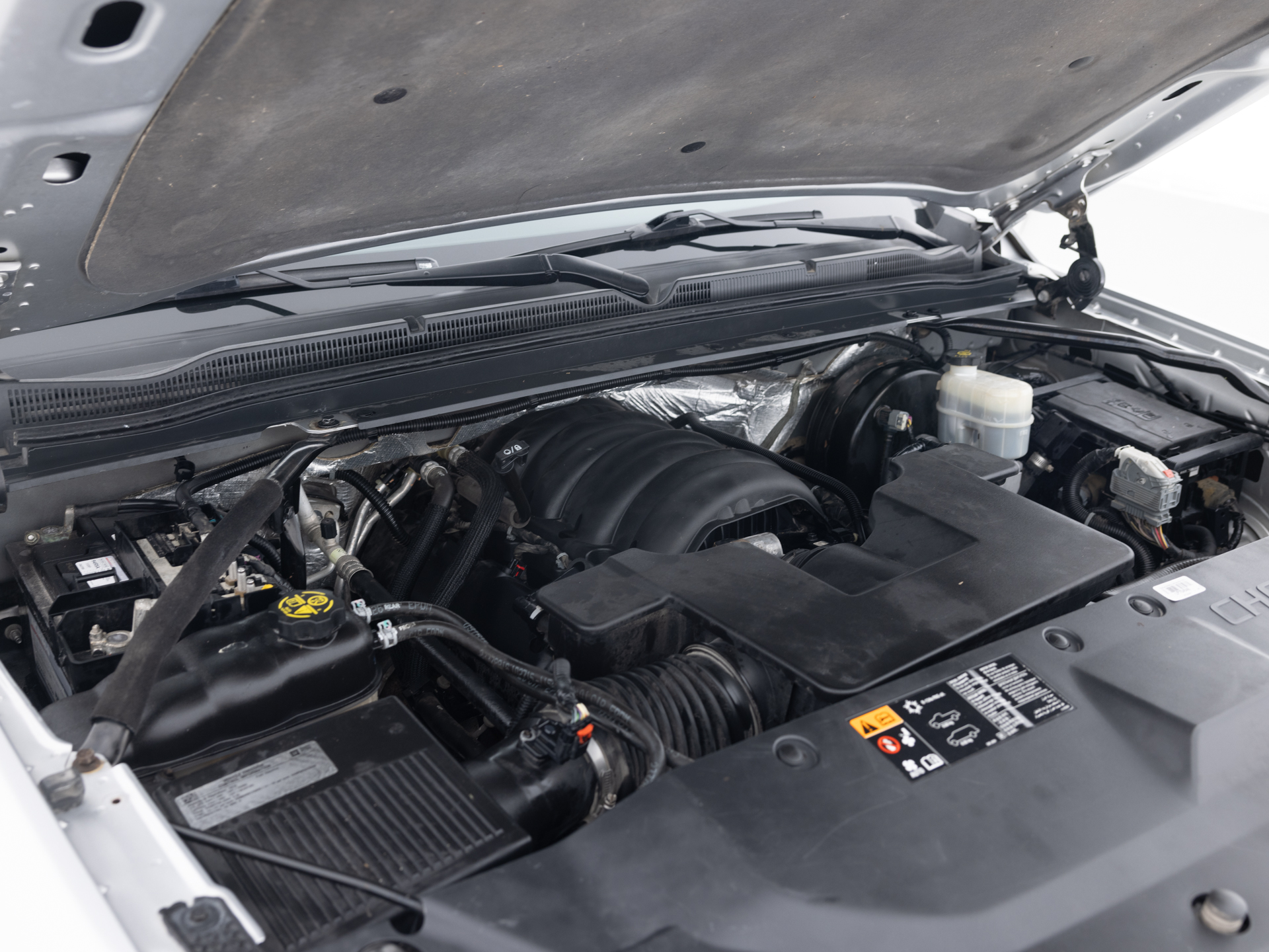 Used Silver Chevrolet Suburban LTZ-39 for Sale