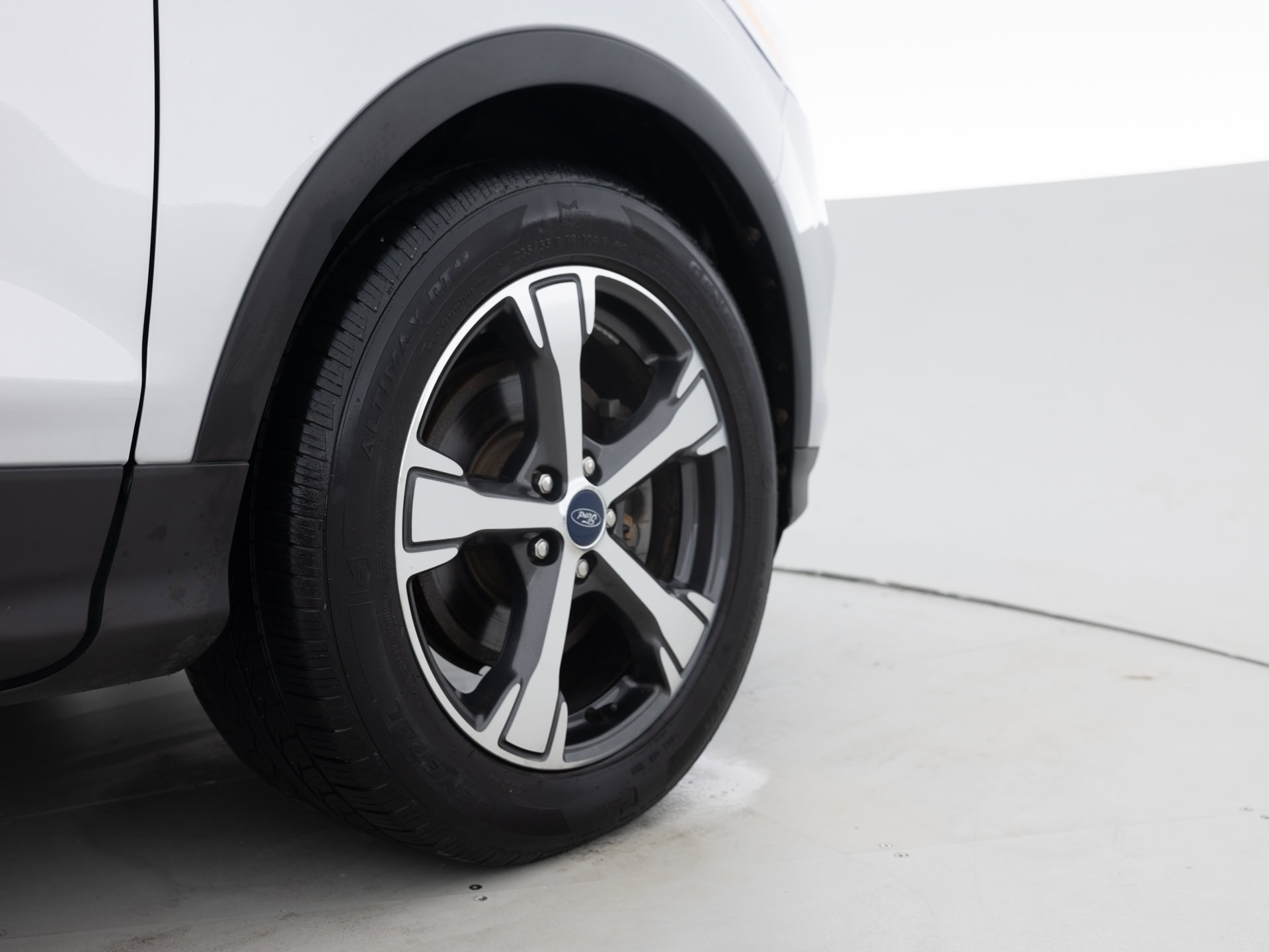 Used Silver Ford Escape SEL-12 for Sale