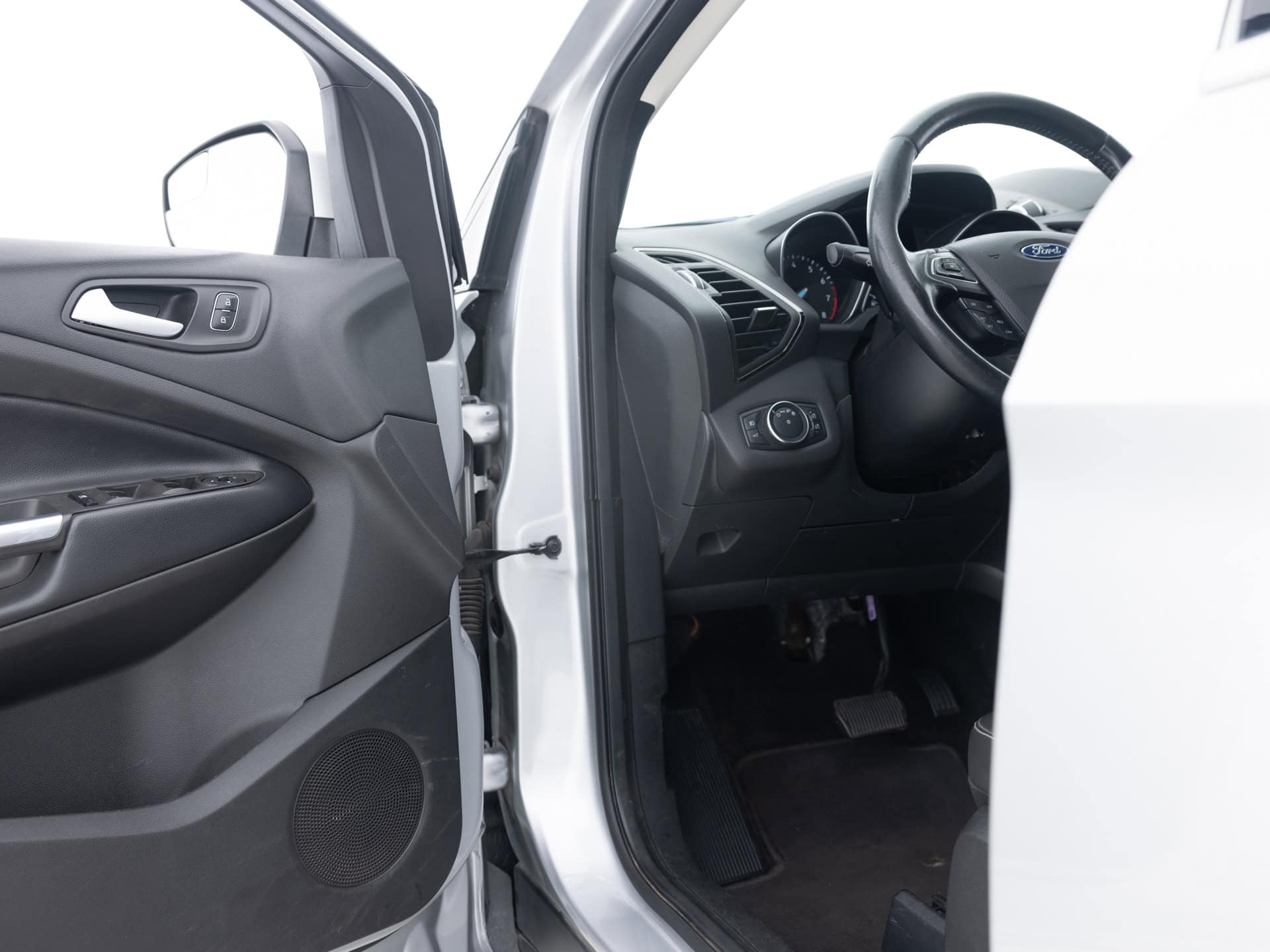 Used Silver Ford Escape SEL-16 for Sale