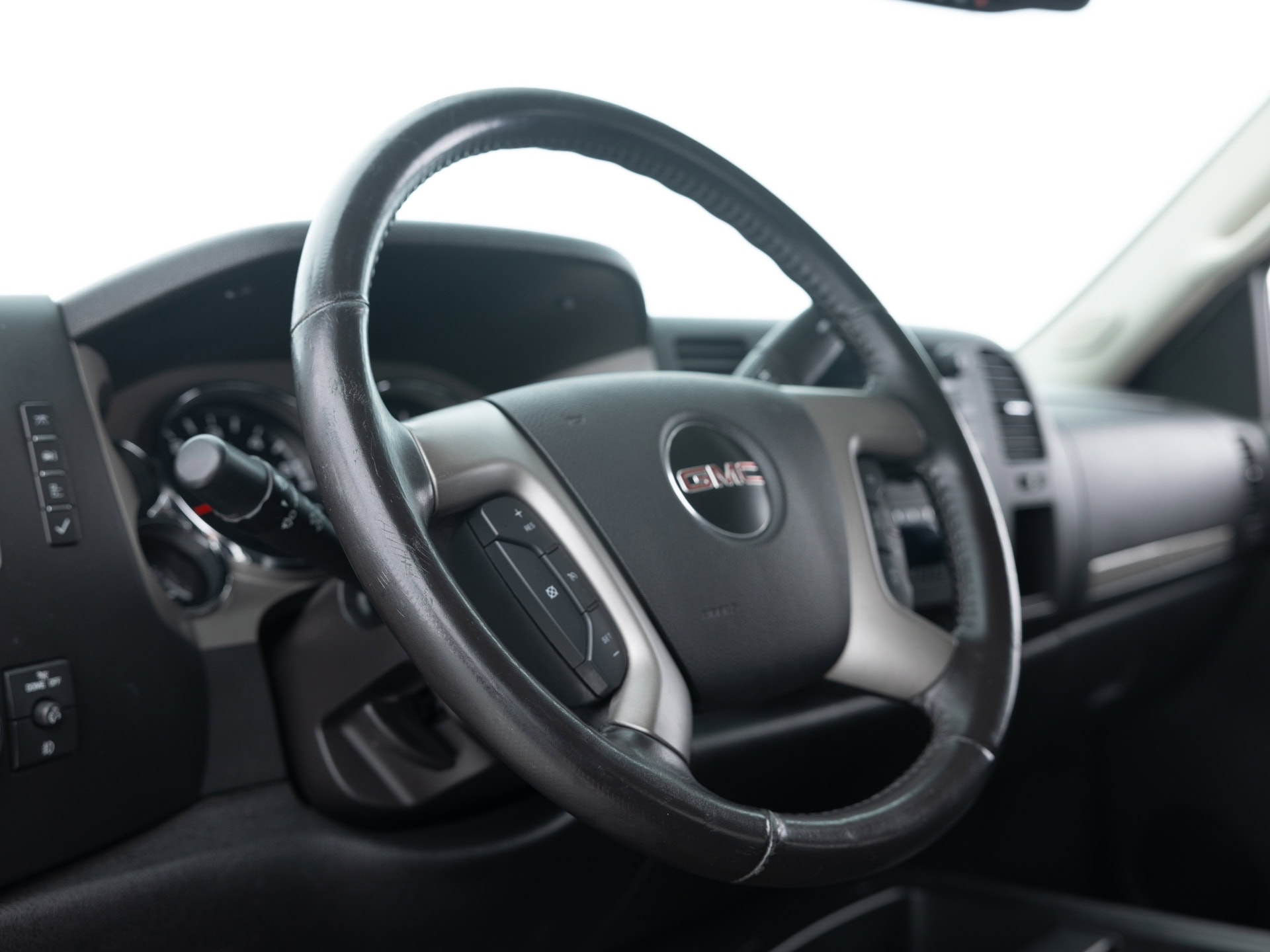 Used Silver GMC Sierra SLE-19 for Sale