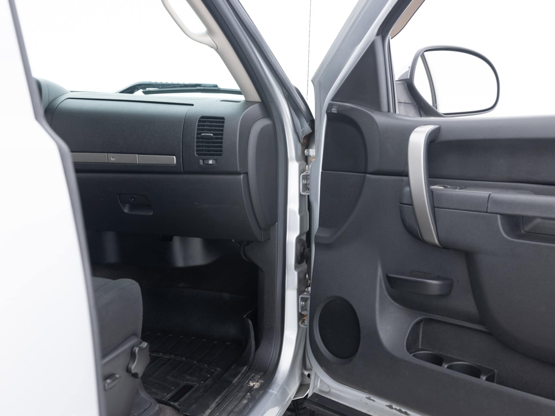 Used Silver GMC Sierra SLE-24 for Sale