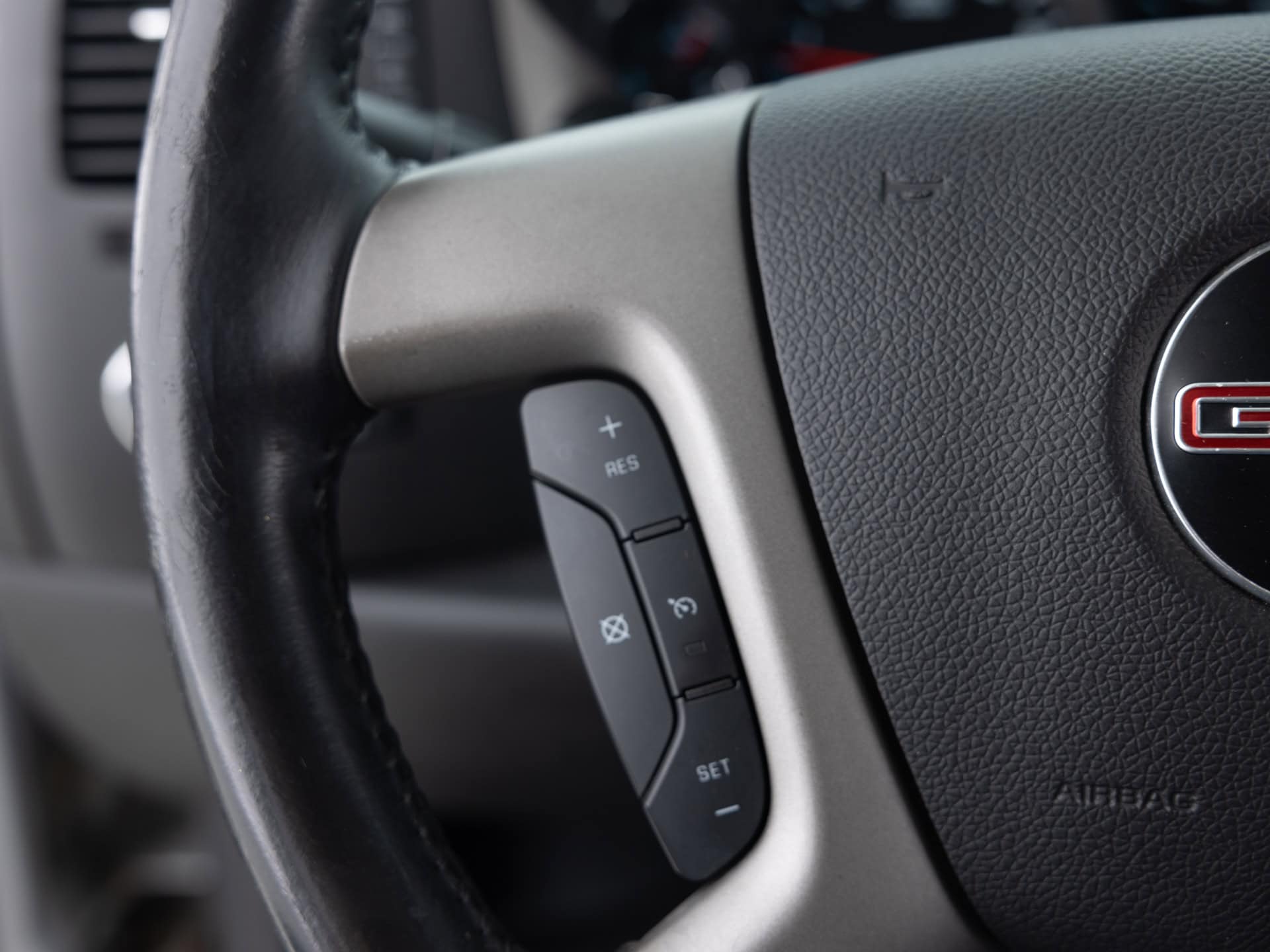 Used Silver GMC Sierra SLE-32 for Sale