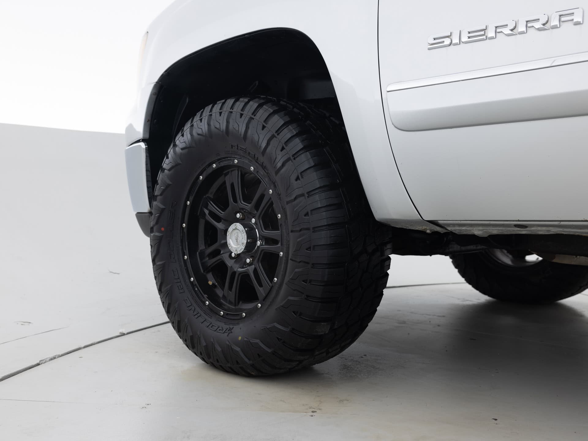 Used Silver GMC Sierra SLE-9 for Sale