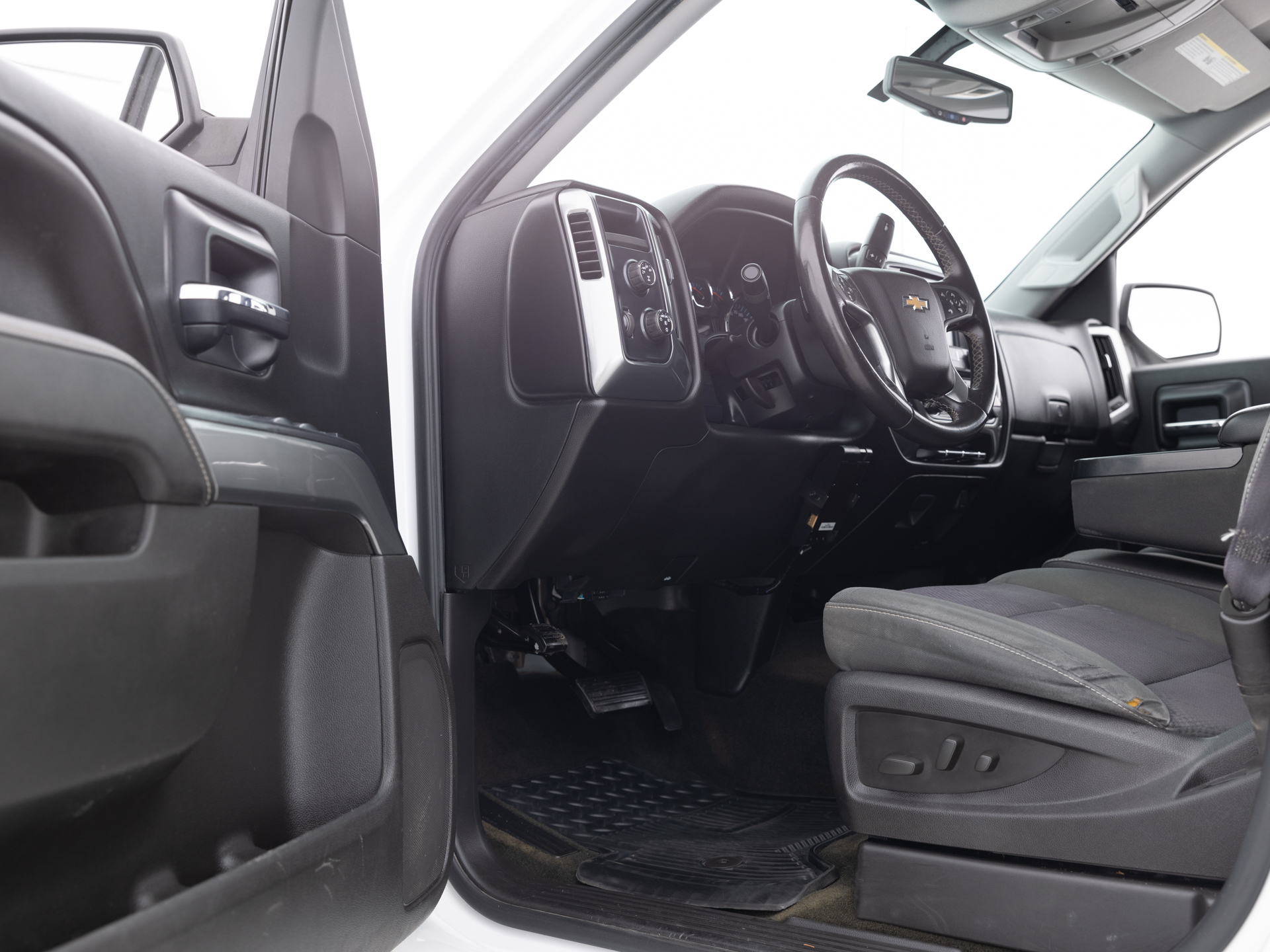 Used Silver Hyundai Santa Fe-20 for Sale
