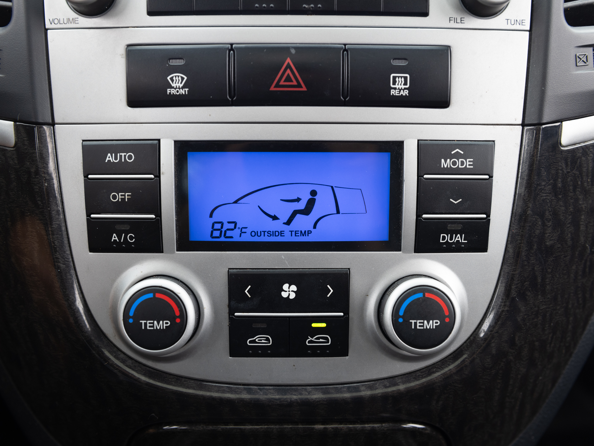 Used Silver Hyundai Santa Fe-25 for Sale