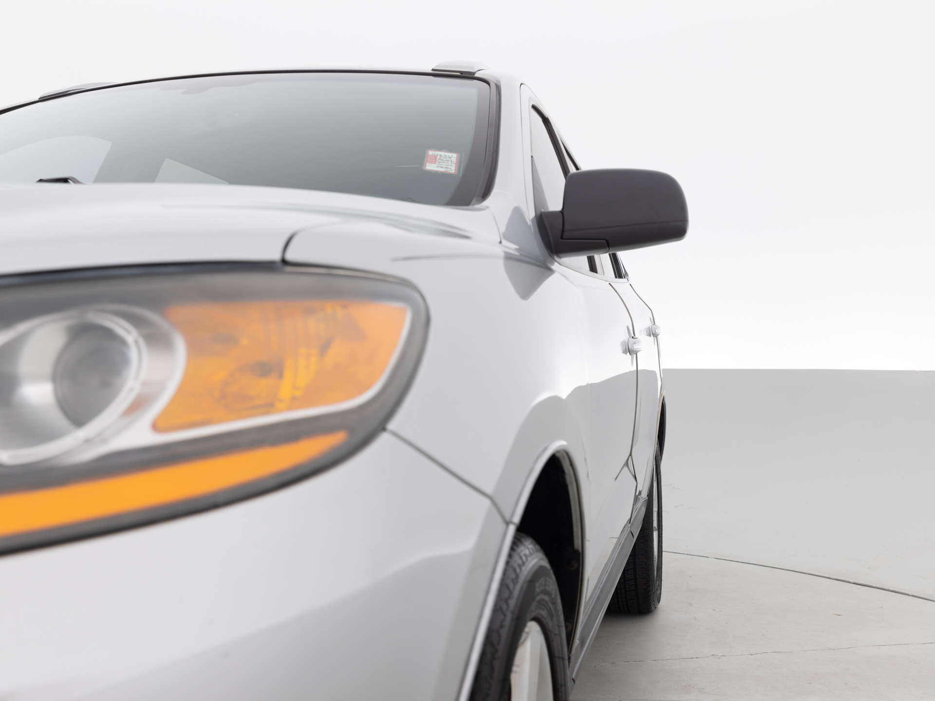Used Silver Hyundai Santa Fe-3 for Sale