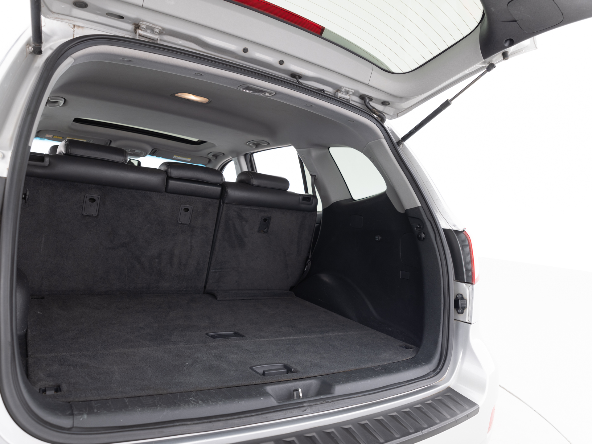 Used Silver Hyundai Santa Fe-30 for Sale