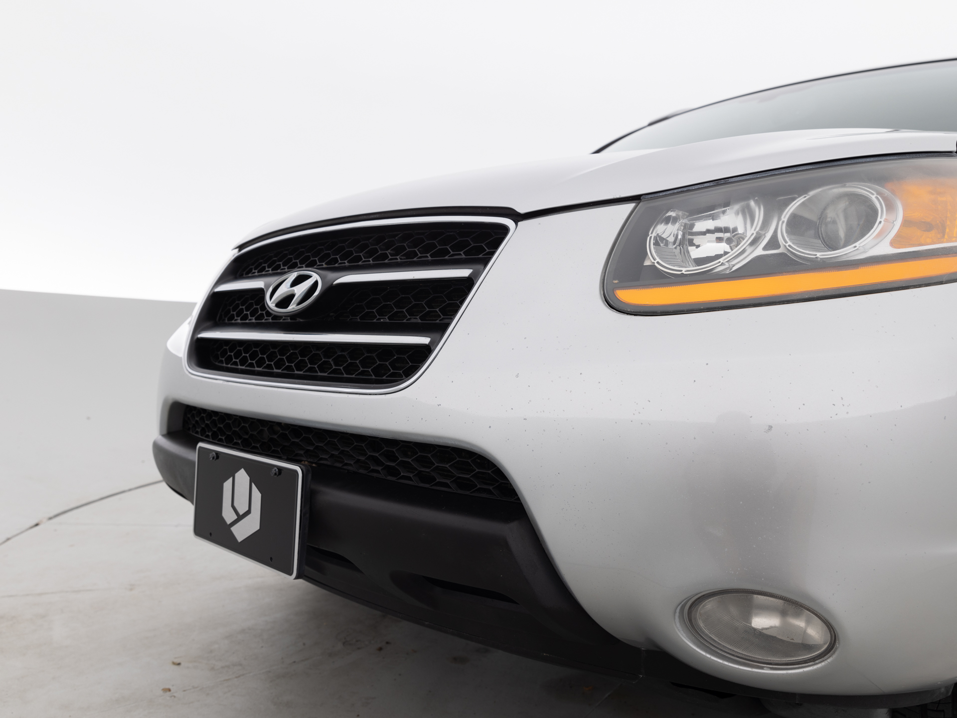 Used Silver Hyundai Santa Fe-8 for Sale