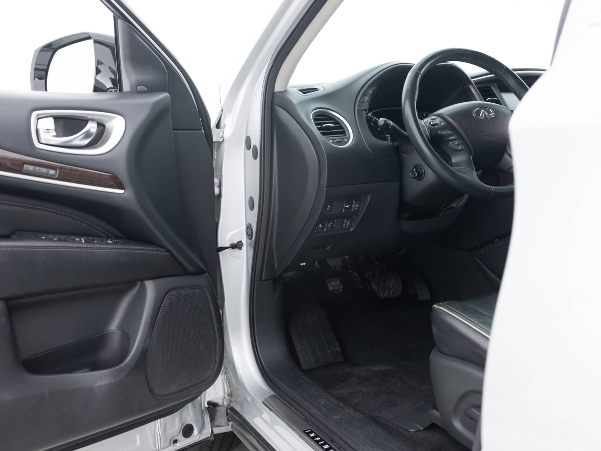 Used Silver Infinity Q60 3.5-16 for Sale