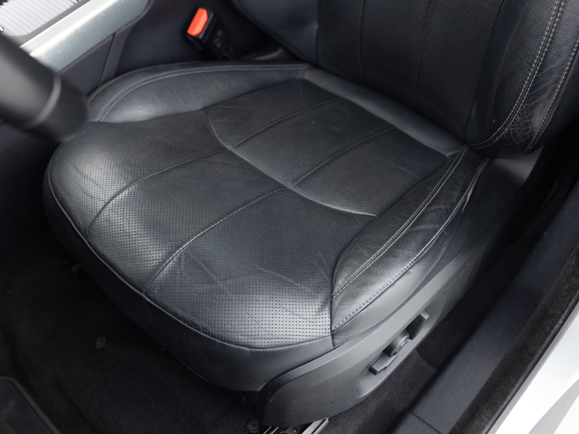 Used Silver Land Rover Evogue SE-13 for Sale