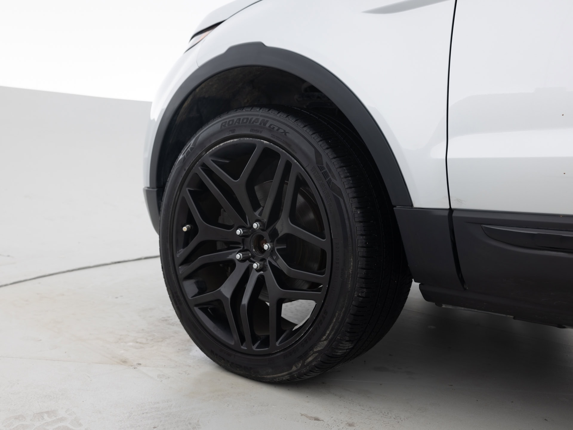 Used Silver Land Rover Evogue SE-9 for Sale