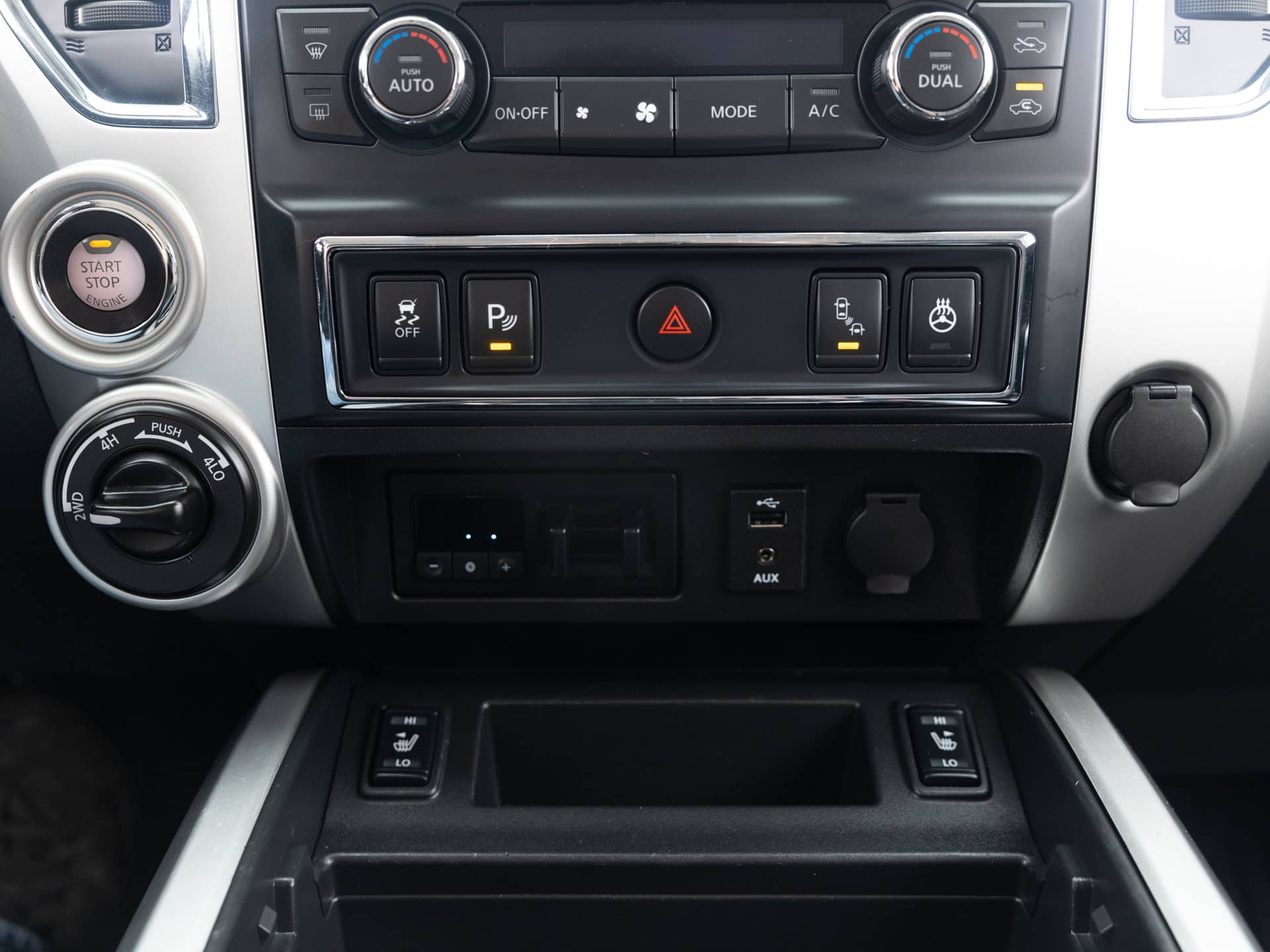silver nissan titan 28