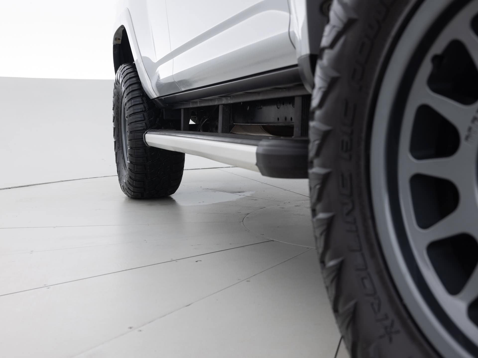 silver toyota 4runner sr5 13