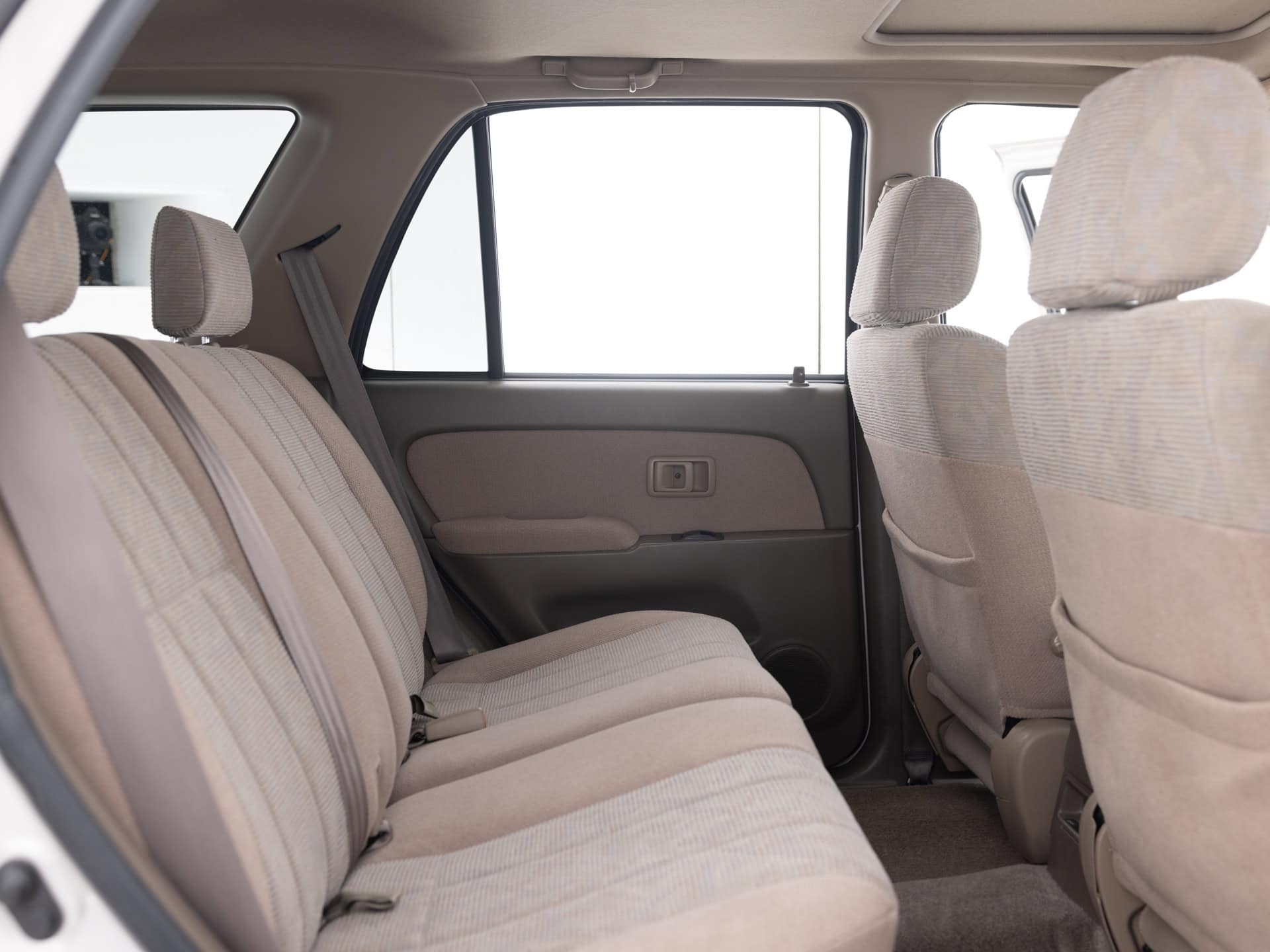 Used Silver Toyota 4Runner SR5-21 for Sale