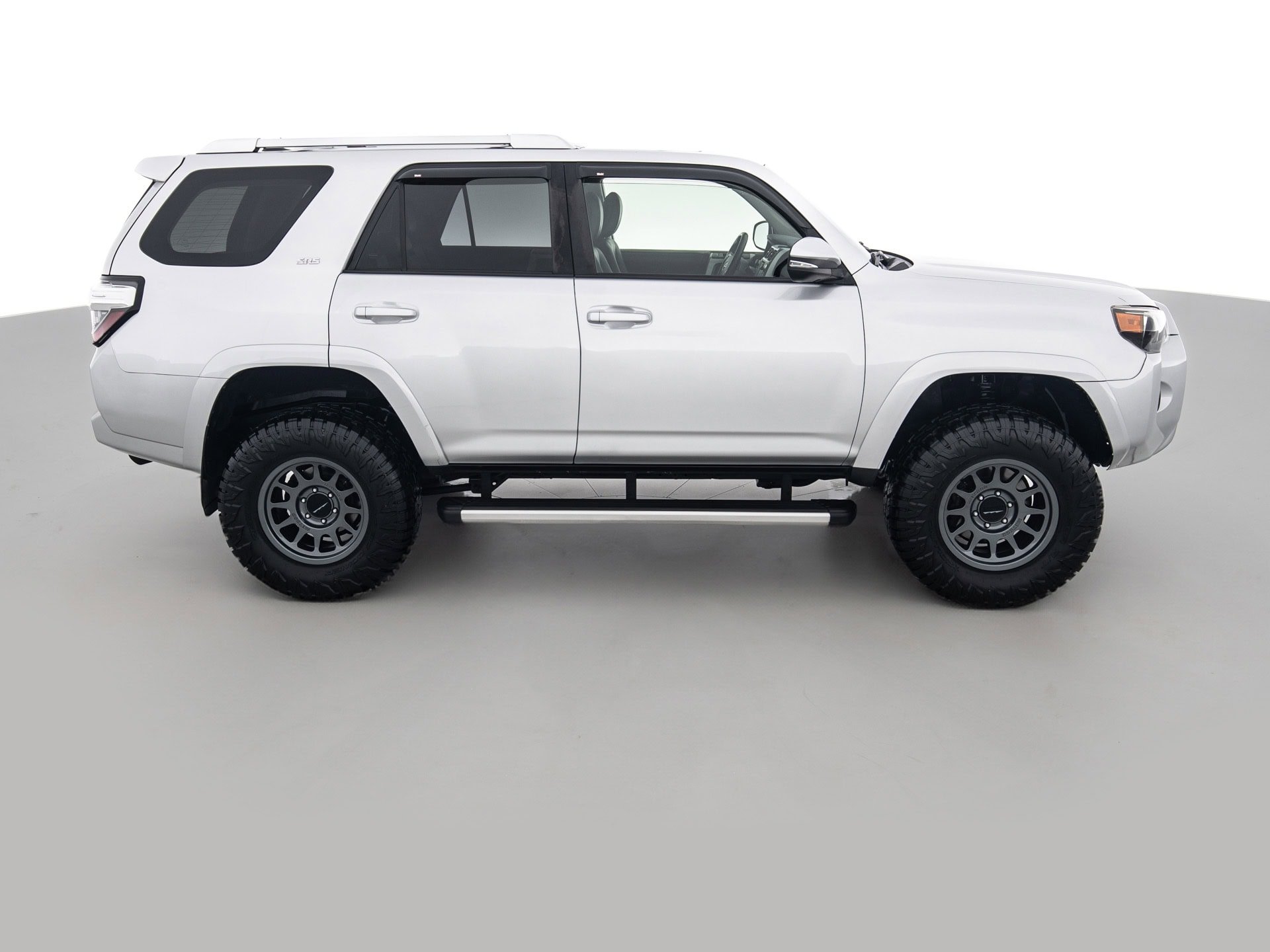 silver toyota 4runner sr5 3