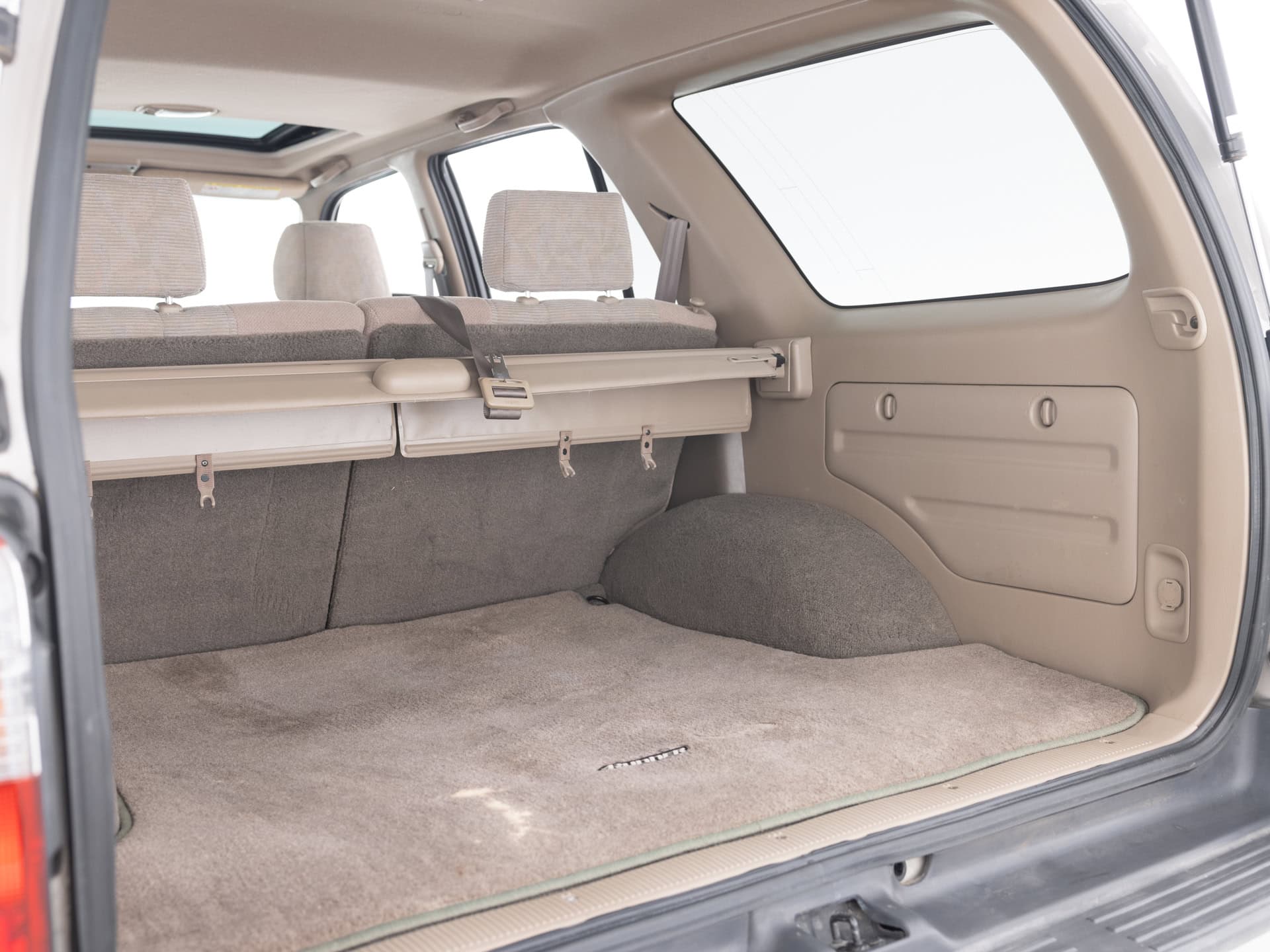 Used Silver Toyota 4Runner SR5-31 for Sale