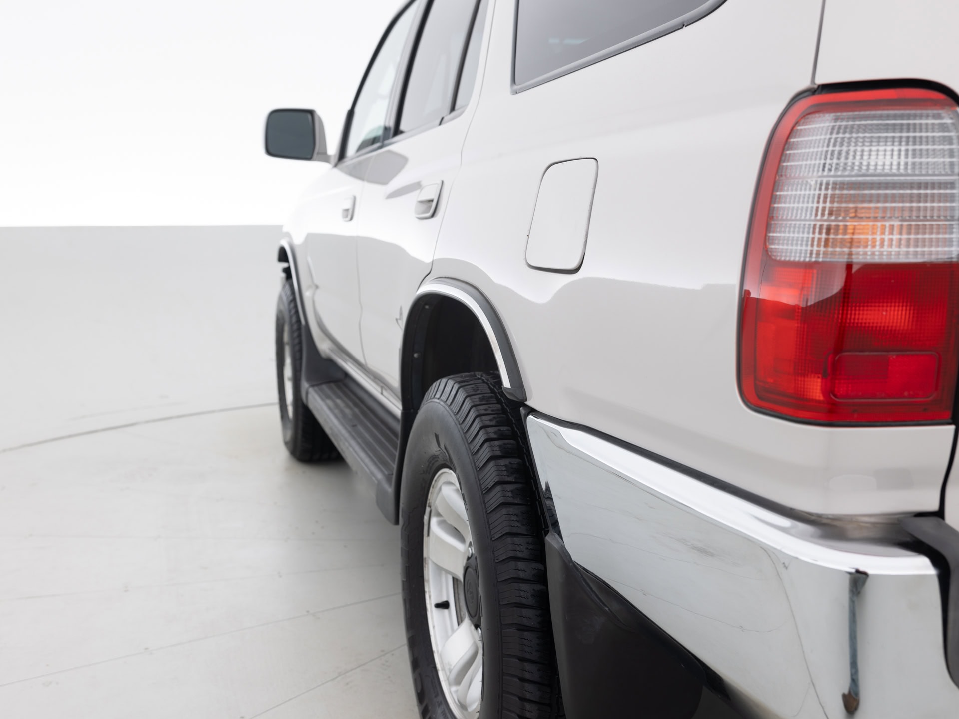 Used Silver Toyota 4Runner SR5-6 for Sale