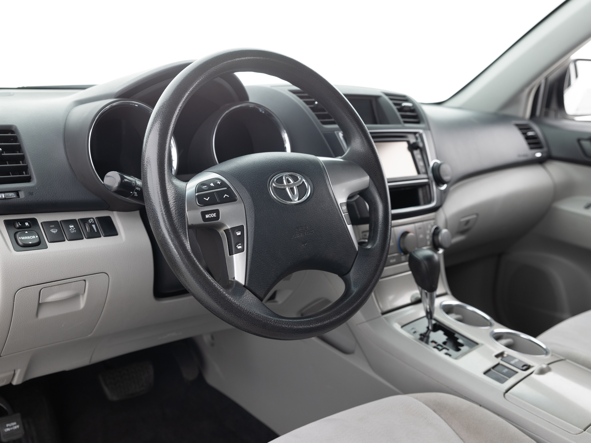 Used Silver Toyota Highlander-13 for Sale