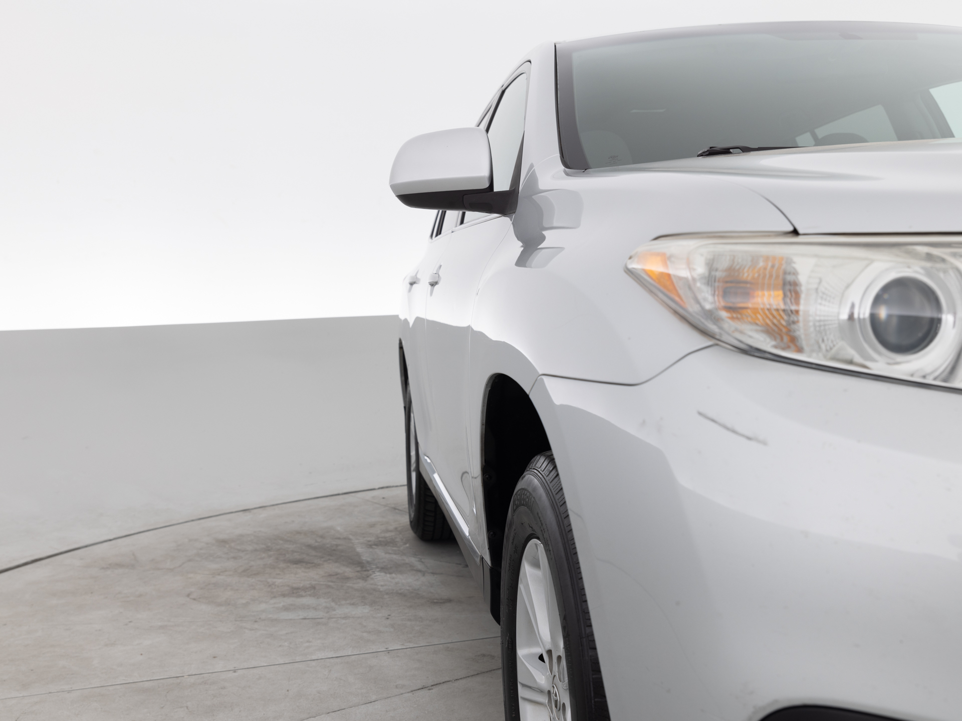 Used Silver Toyota Highlander-2 for Sale